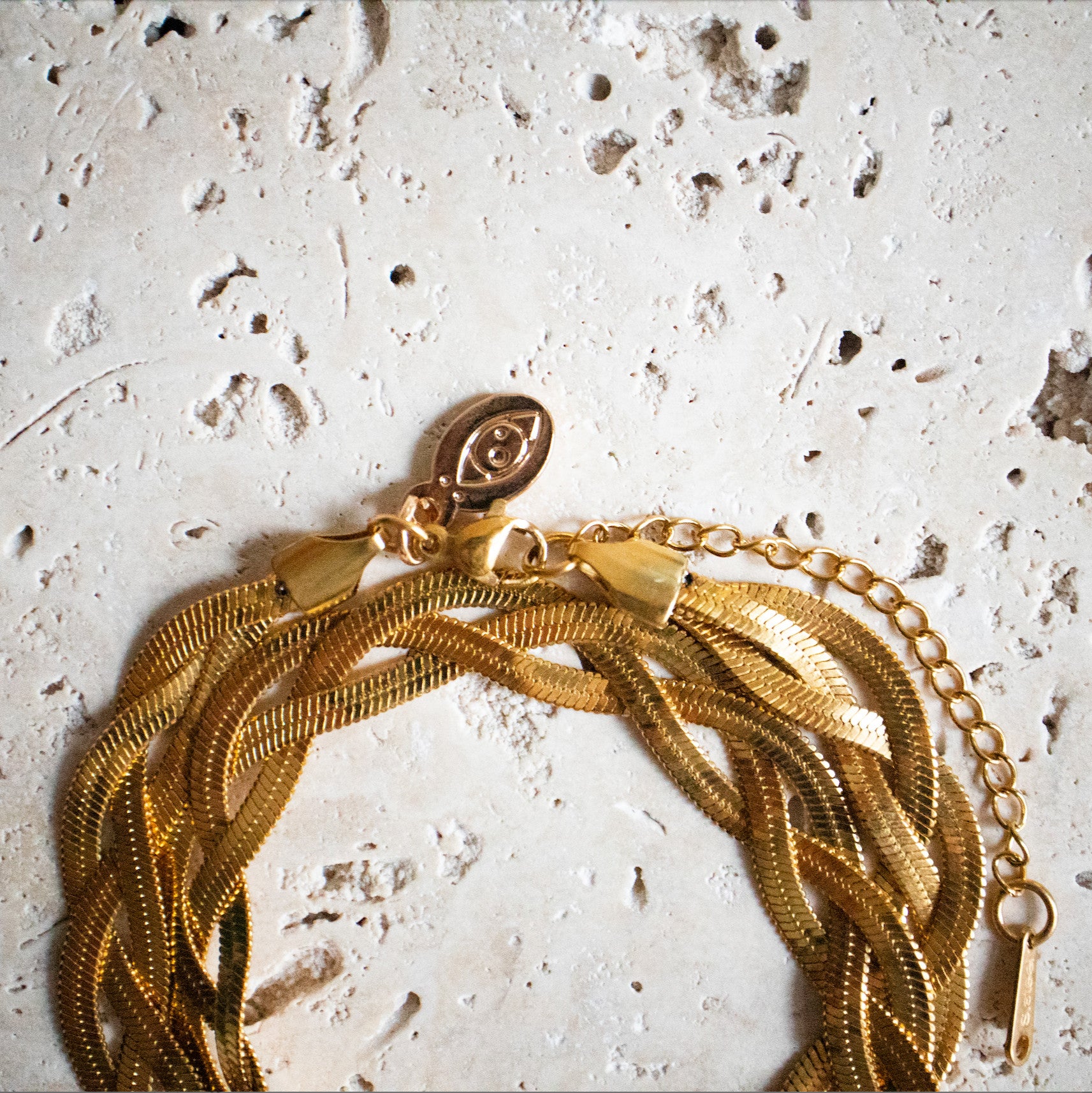 Herringbone Kette dreifach geflocheten - Choker vergoldet - Nooe UG