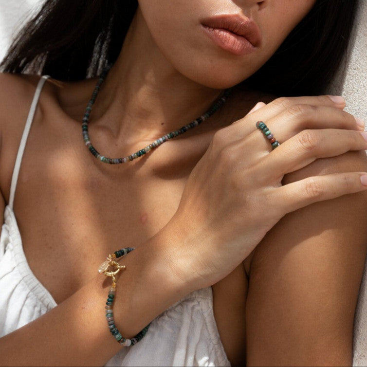 Regenbogen-Armband Grün – Handgefertigt aus Indischem Achat, vergoldet oder in 925 Sterling Silber - Nooe UG