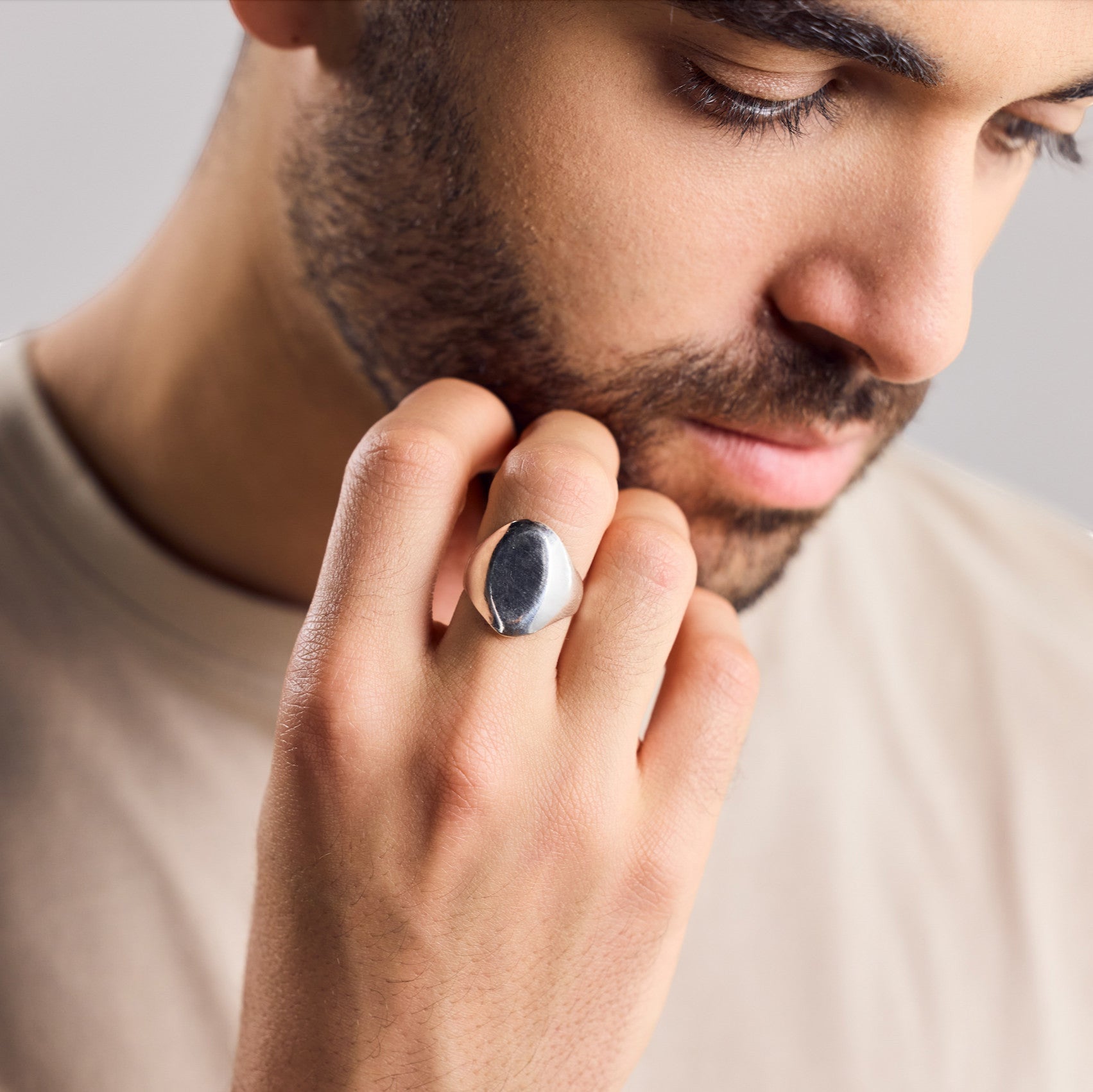 Großer ovaler Siegelring aus 925 Sterling Silber | Silberner Siegelring augenförmig handgemacht - Nooe UG