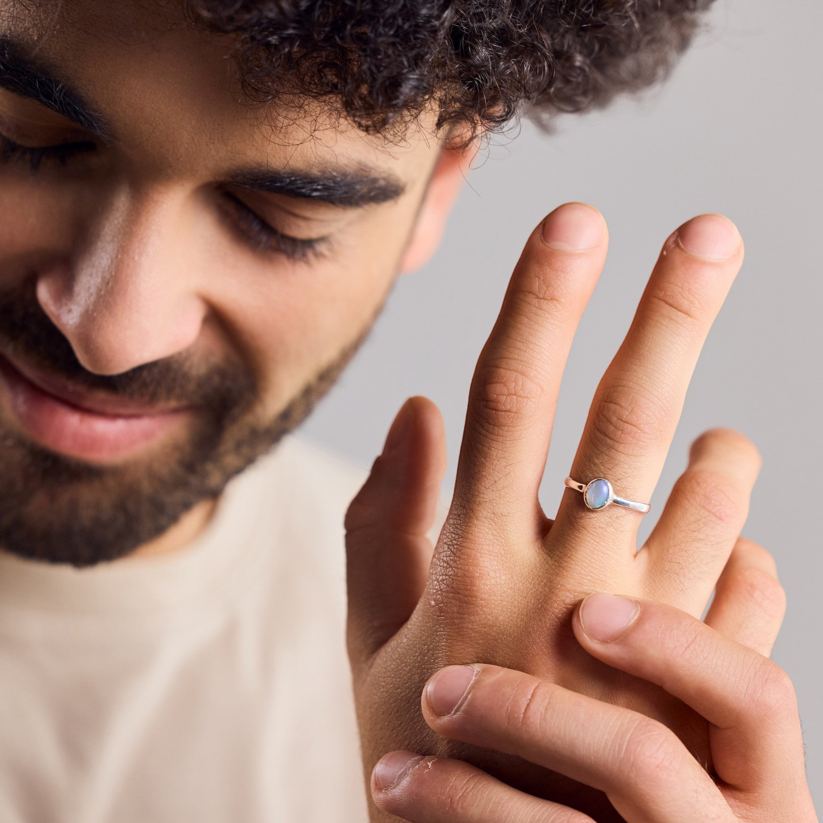 Ring aus 925 Sterling Silber mit natürlichem äthiopischen Opal - Nooe UG