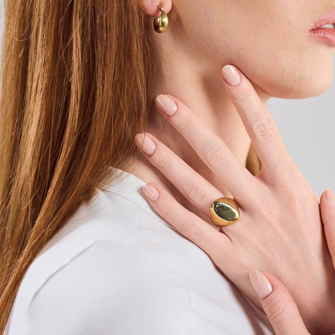 Großer ovaler Siegelring gold | Goldener Siegelring augenförmig handgemacht - Nooe UG