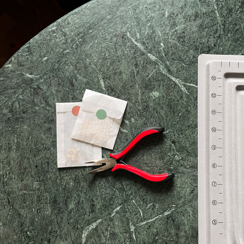 DIY Set: Buntes Perlenarmband aus Edelsteinen mit Federringverschluss in gold oder silber - NooeBerlin