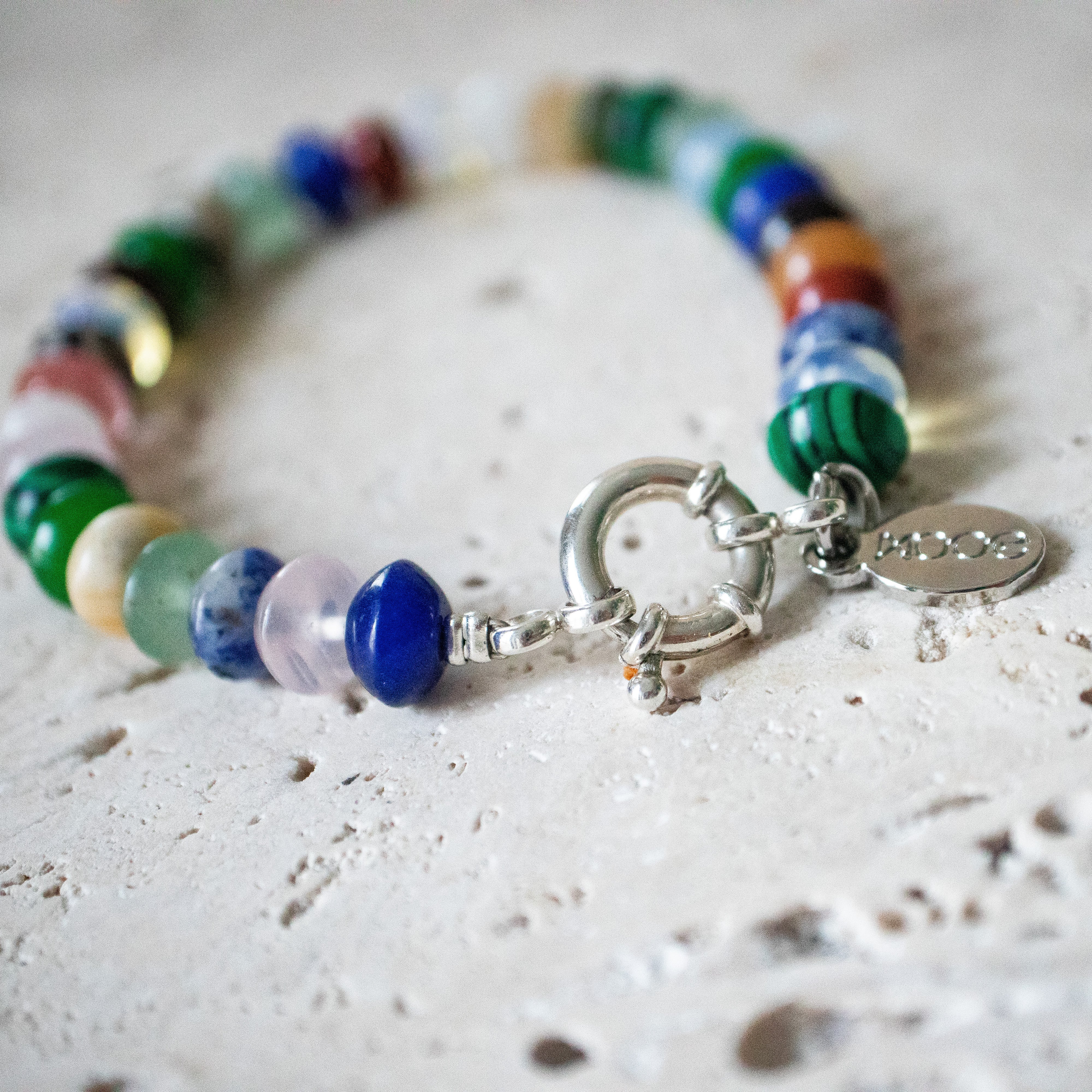 Armband aus Natürlichen Edelsteinen mit Großem 925 Sterling Silber Verschluss – Handgefertigt - Nooe UG