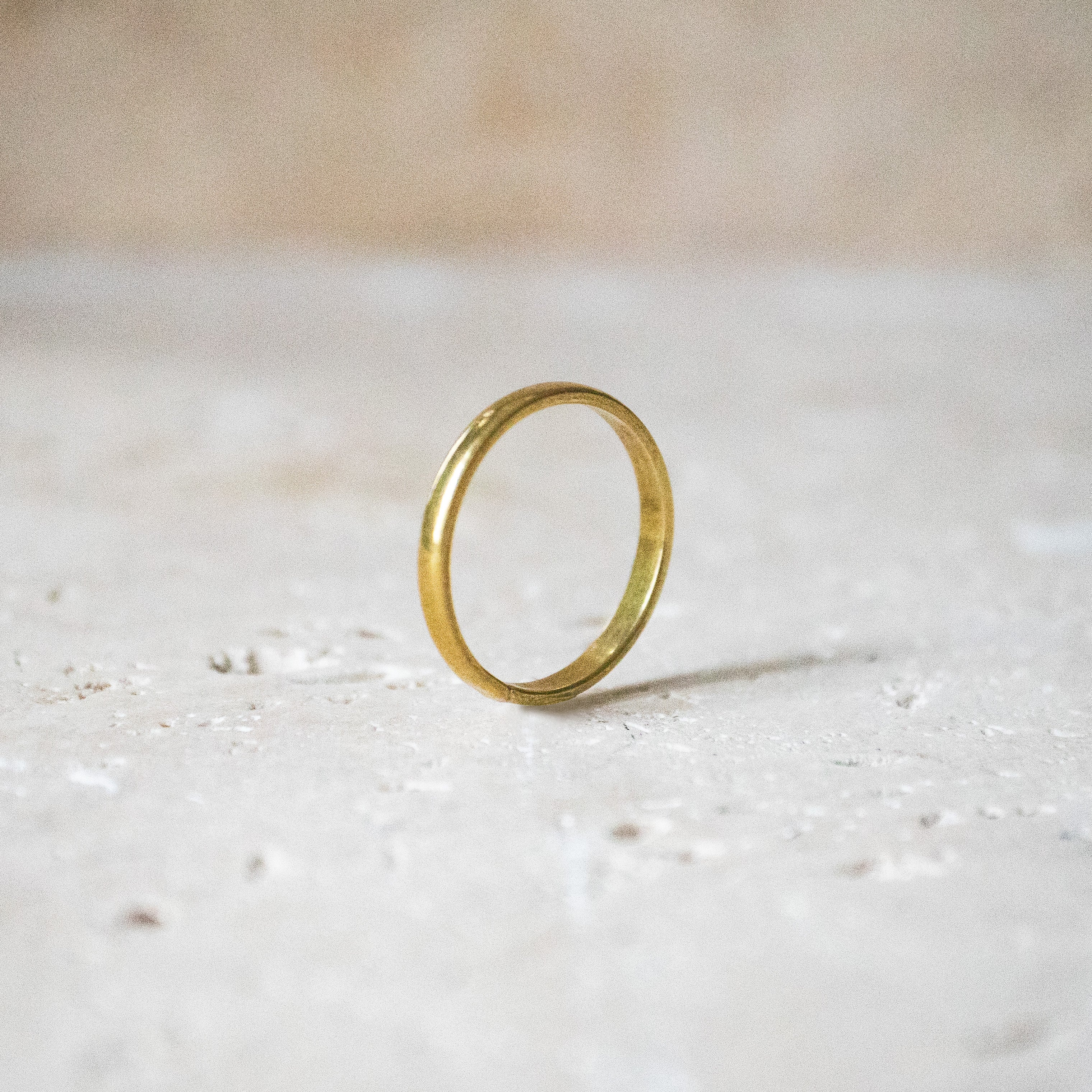 Simpler Ring Messing gold Ehering handgemacht - Nooe UG