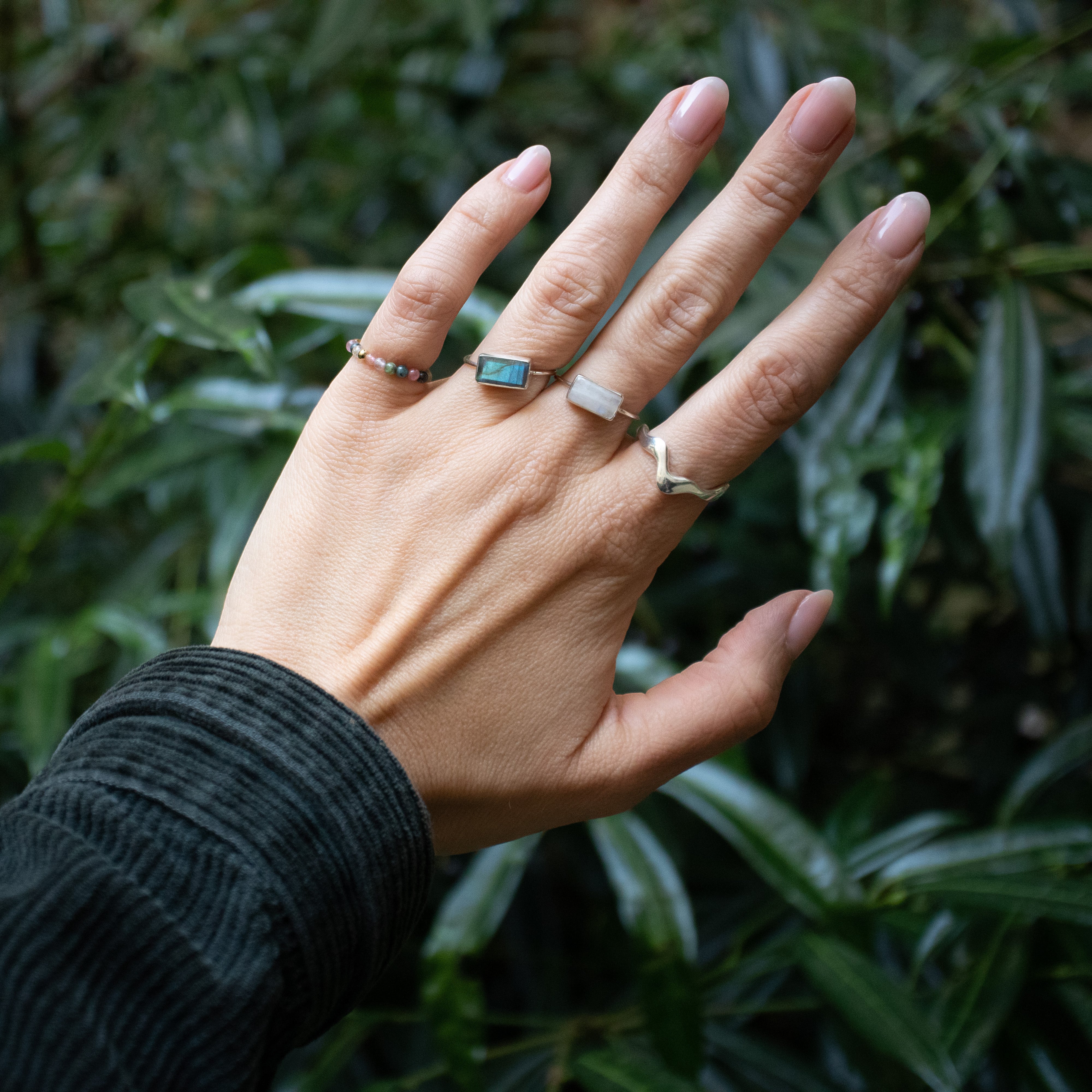 Asymmetrischer Ring „Melting“ aus 925 Sterling Silber - Nooe UG