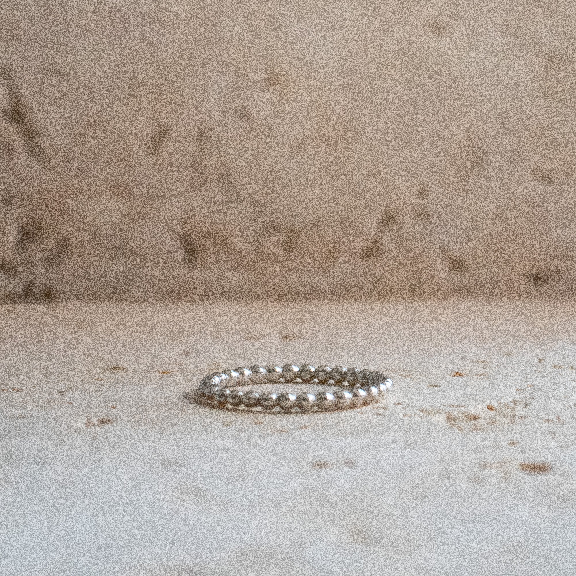 Kugelring aus 925 Sterling Silber - Stapelring aus Kugeln handgemacht