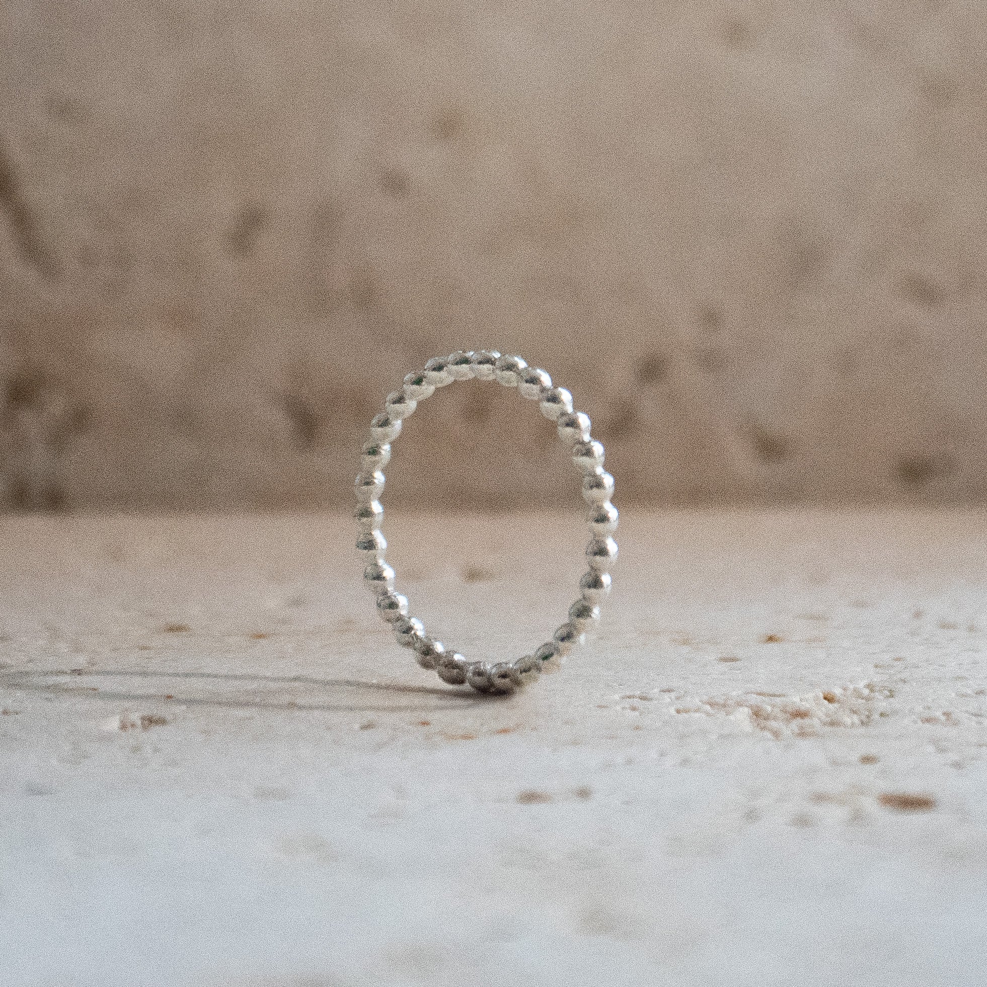 Kugelring aus 925 Sterling Silber - Stapelring aus Kugeln handgemacht