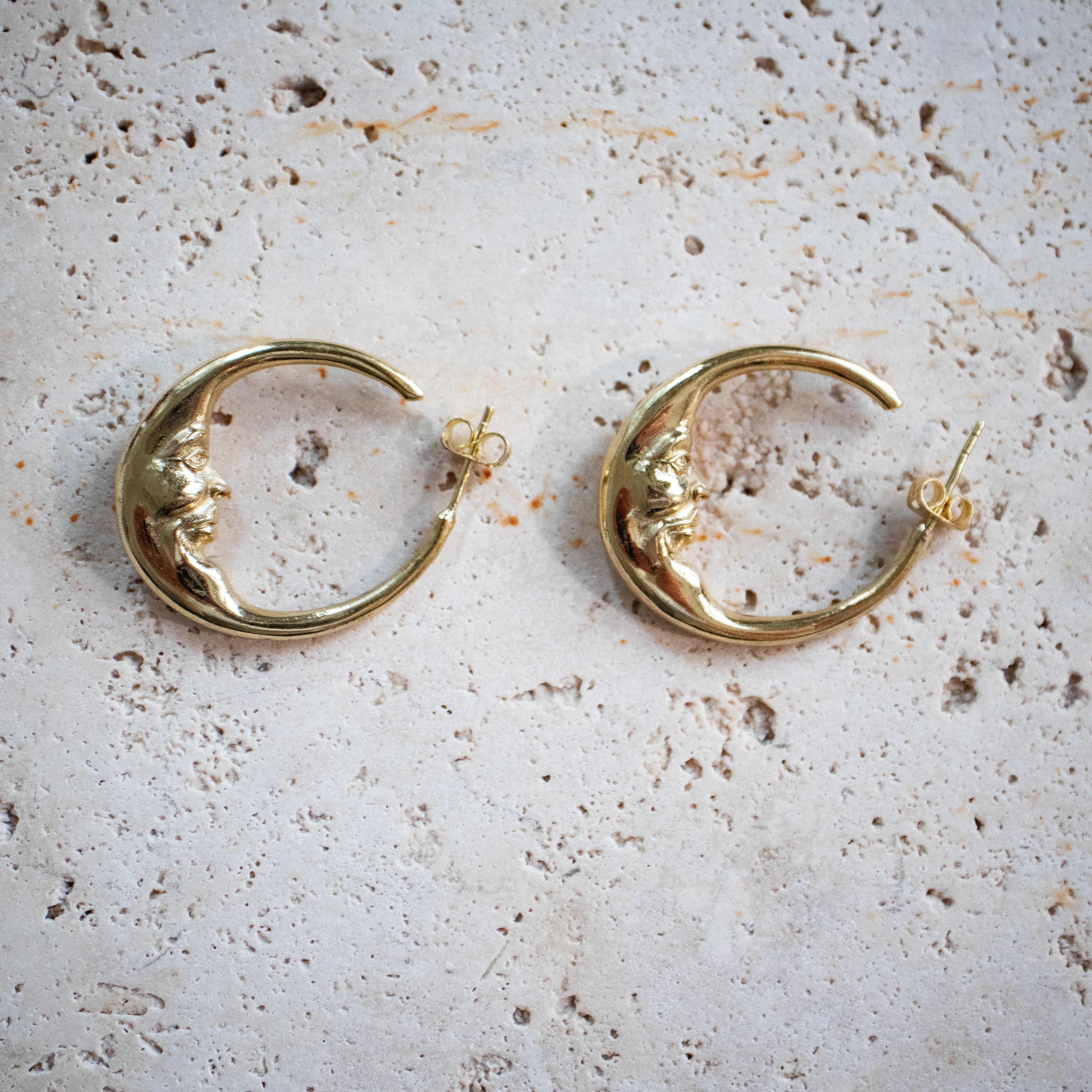 Moon earrings 3 cm gold handmade - earrings half moon