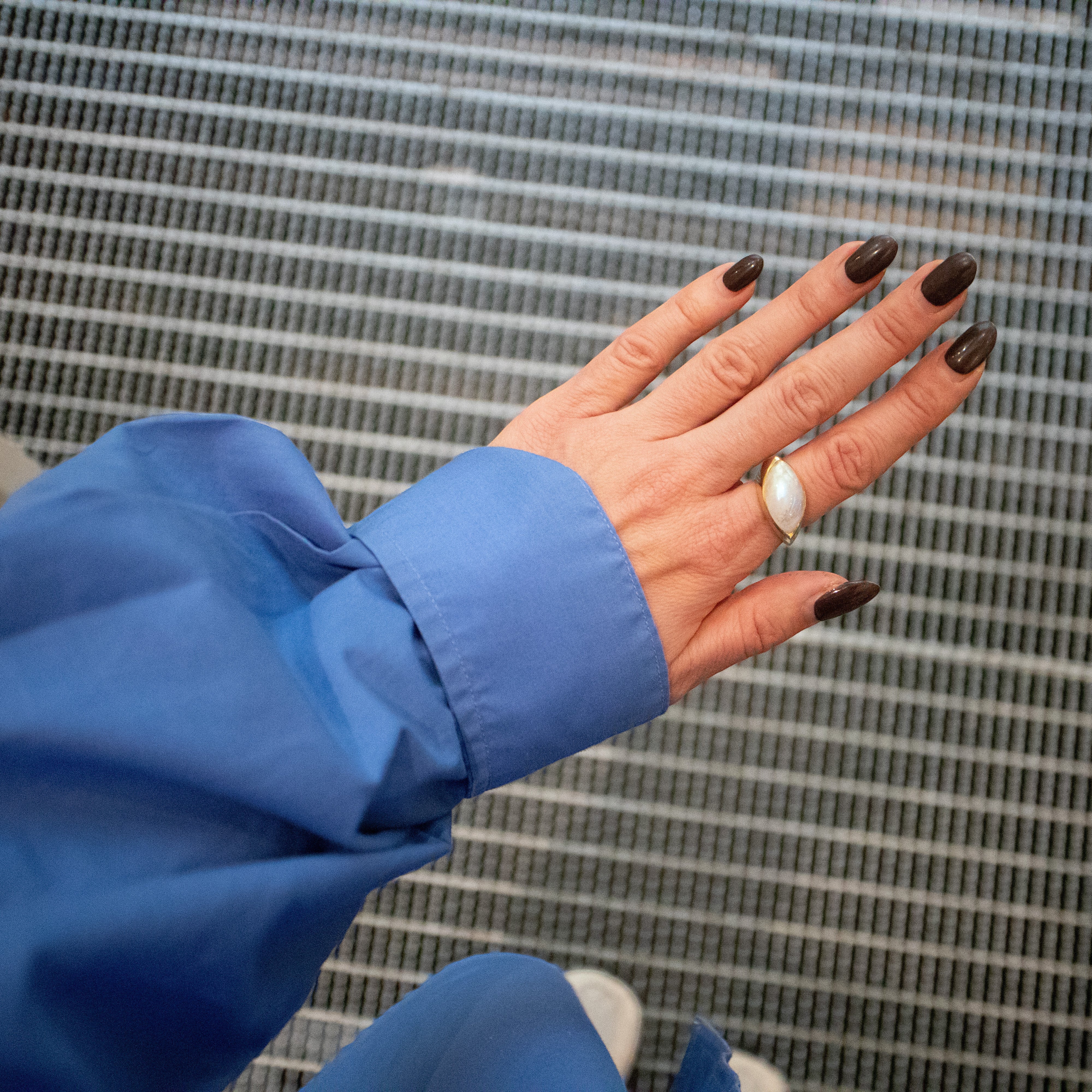 Großer Mondstein-Ring – Handgemachter Goldring aus Messing im Augen-Design - Nooe UG