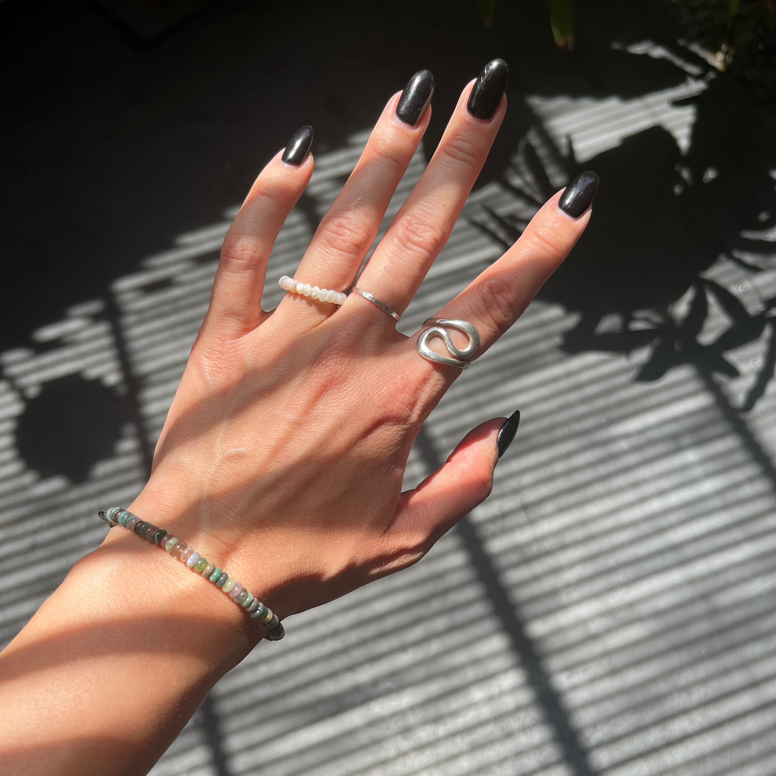 Regenbogen-Armband Grün – Handgefertigt aus Indischem Achat, vergoldet oder in 925 Sterling Silber - Nooe UG