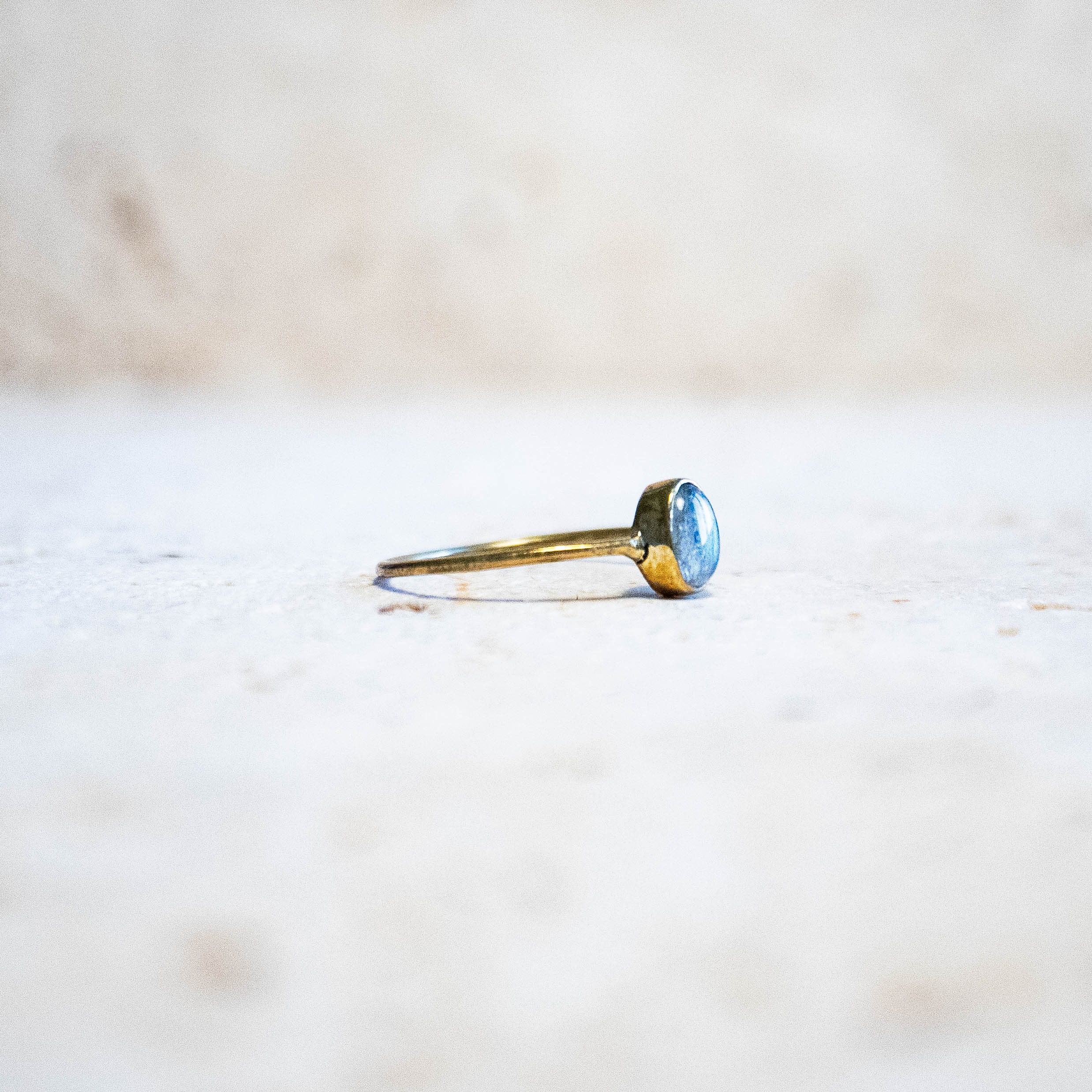 Labradorit Ring fein – Ovaler Goldring handgemacht - Nooe UG