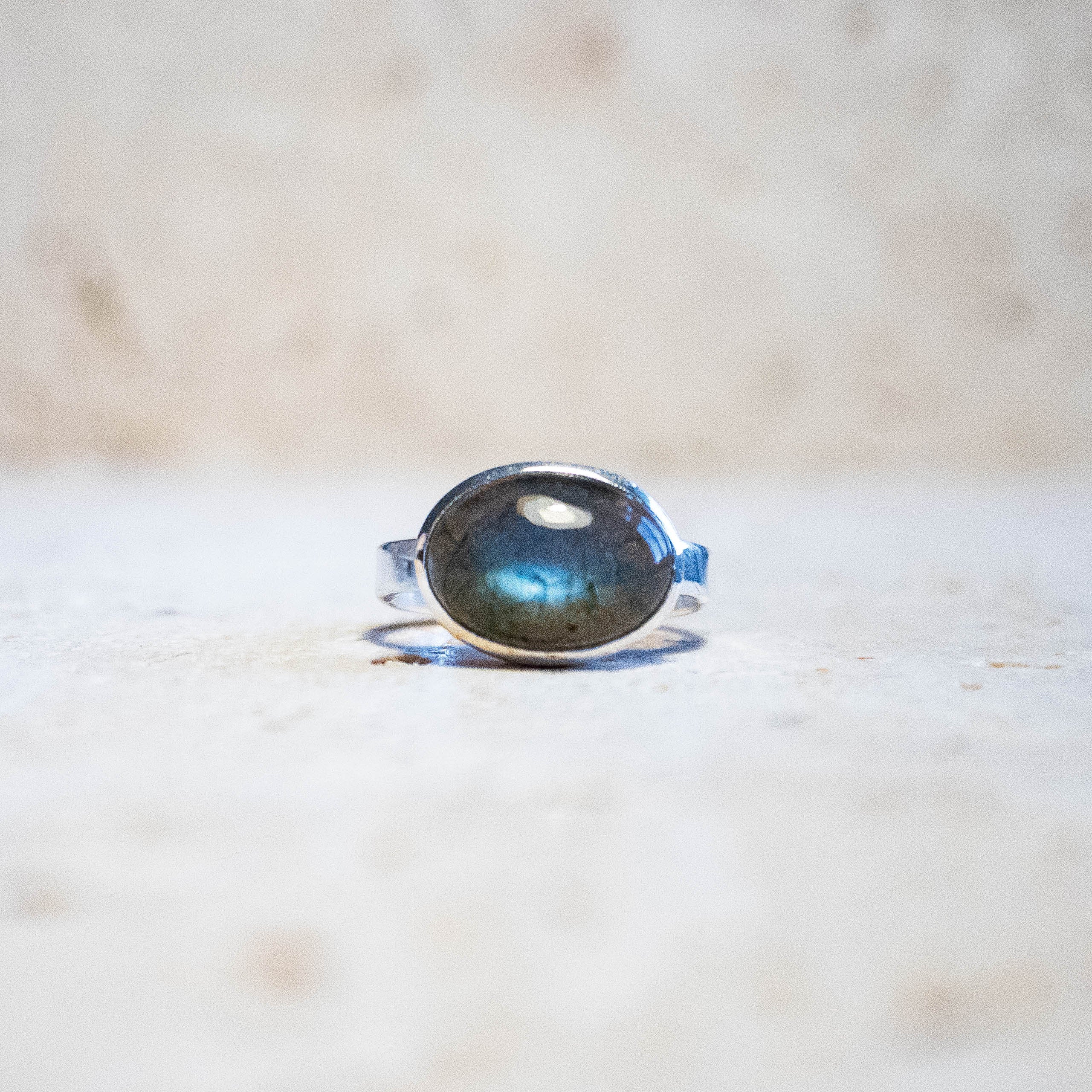 Großer ovaler Labradorit Ring 925 Sterling Silber - Nooe UG