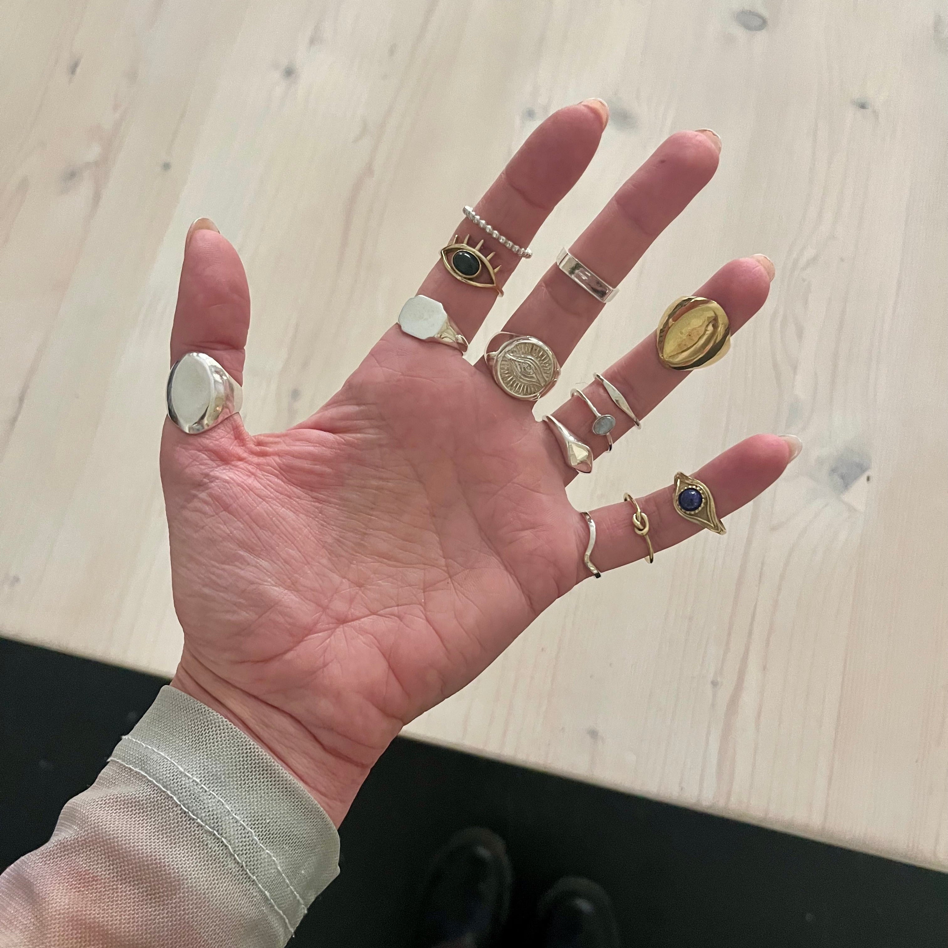 Kugelring aus 925 Sterling Silber - Stapelring aus Kugeln handgemacht - Nooe UG