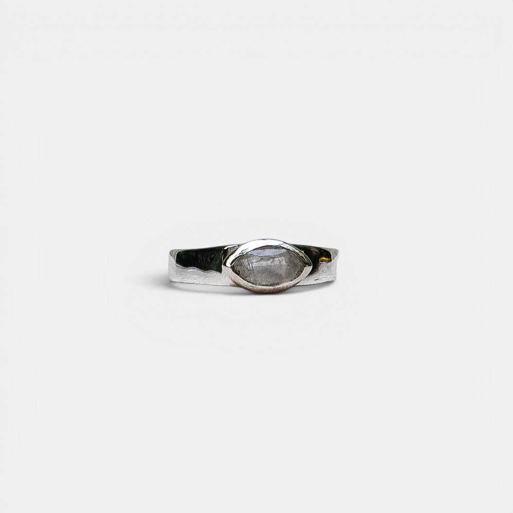 Mondstein Auge Ring Silber | NOOE Berlin