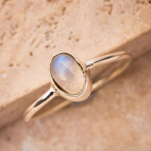 Feiner Mondstein Ring mit ovalem Stein 925 Sterling Silber handgemacht - Nooe UG