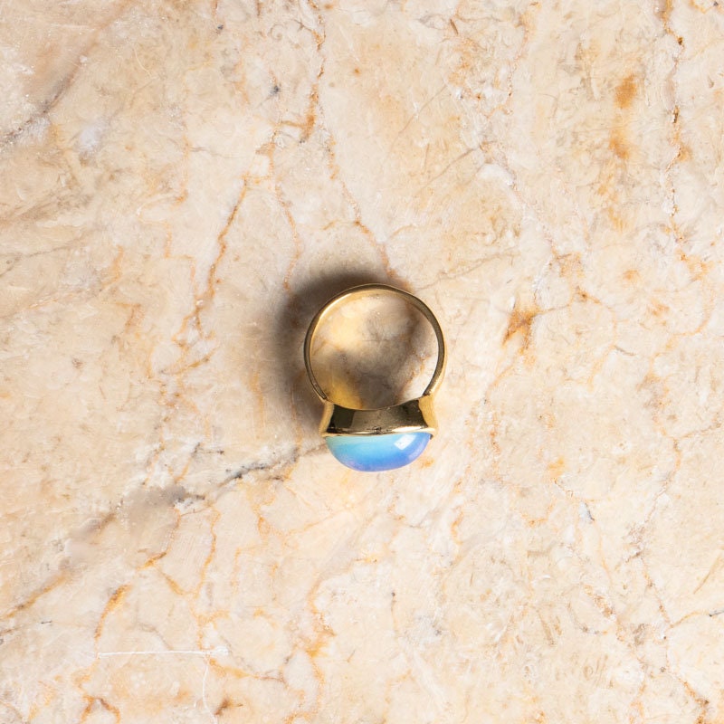 Großer Opal Ring mit ovalem Stein gold handgemacht