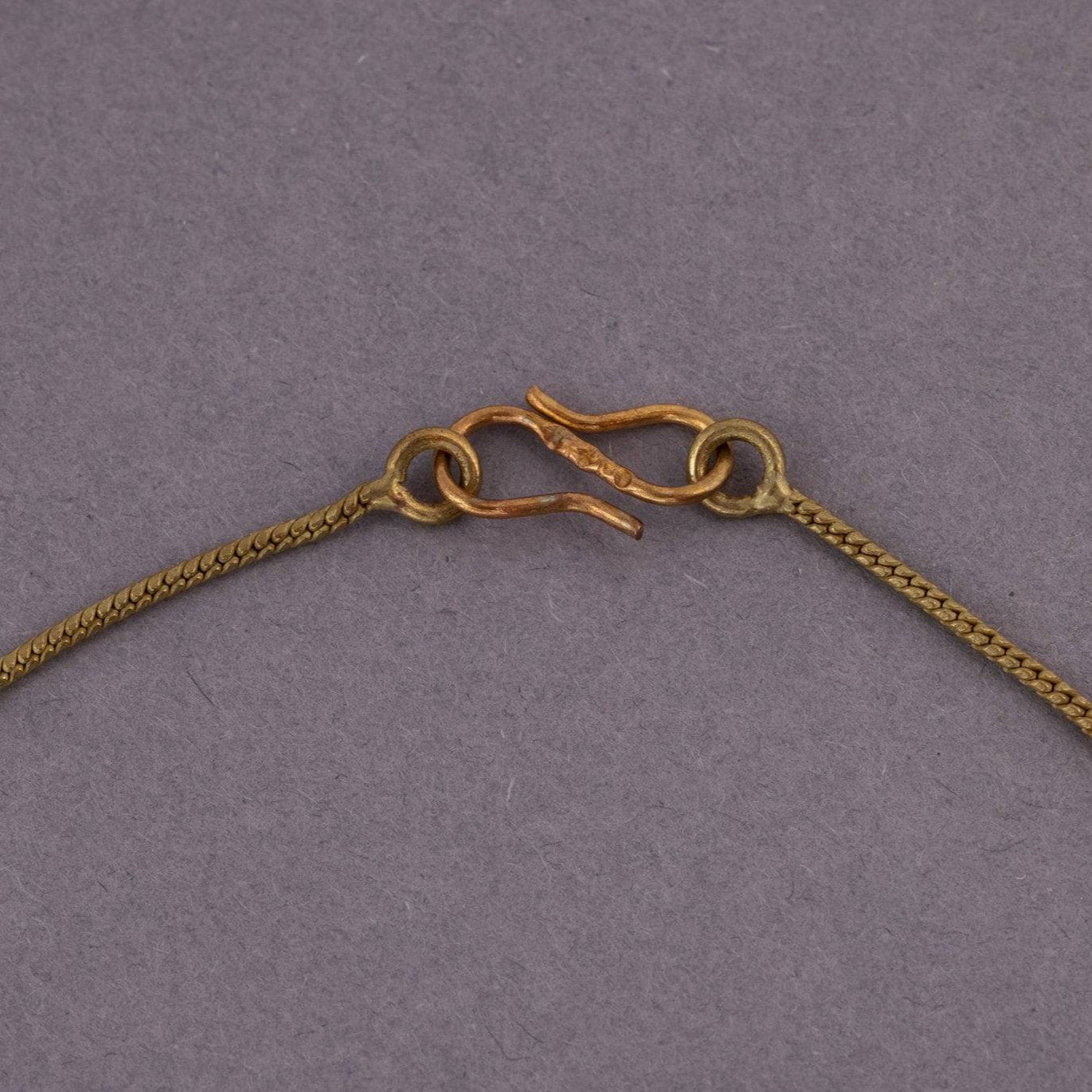 Runde Amethyst Kette aus Messing handgemacht - NooeBerlin