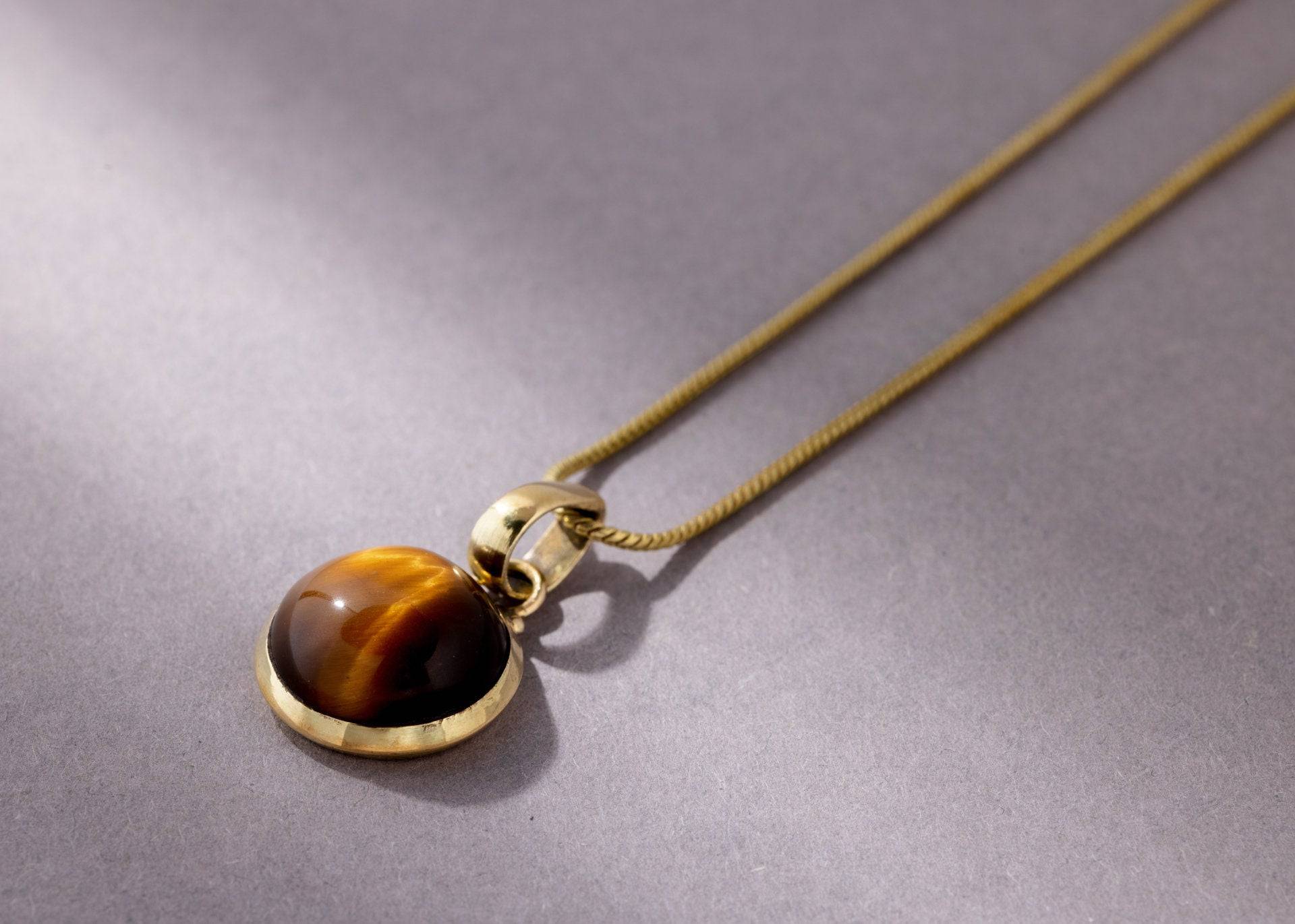 Runde Tigerauge Kette aus Messing handgemacht - NooeBerlin