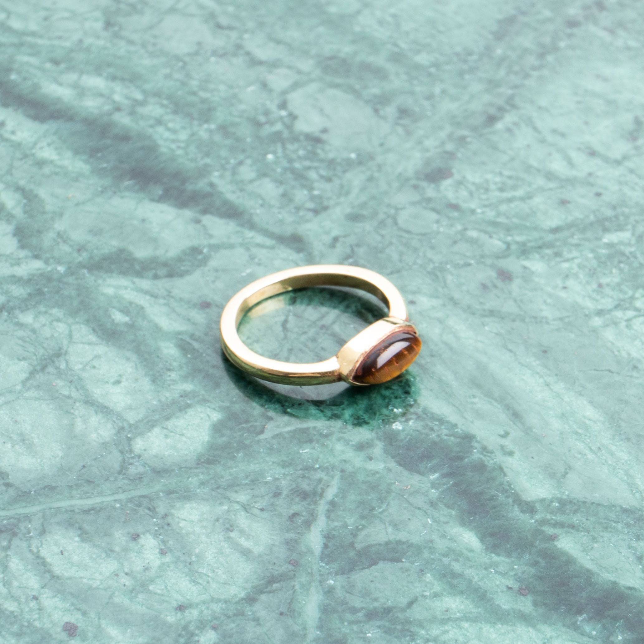 Tigeraugen Ring gold mit ovalem Stein handgemacht - NooeBerlin