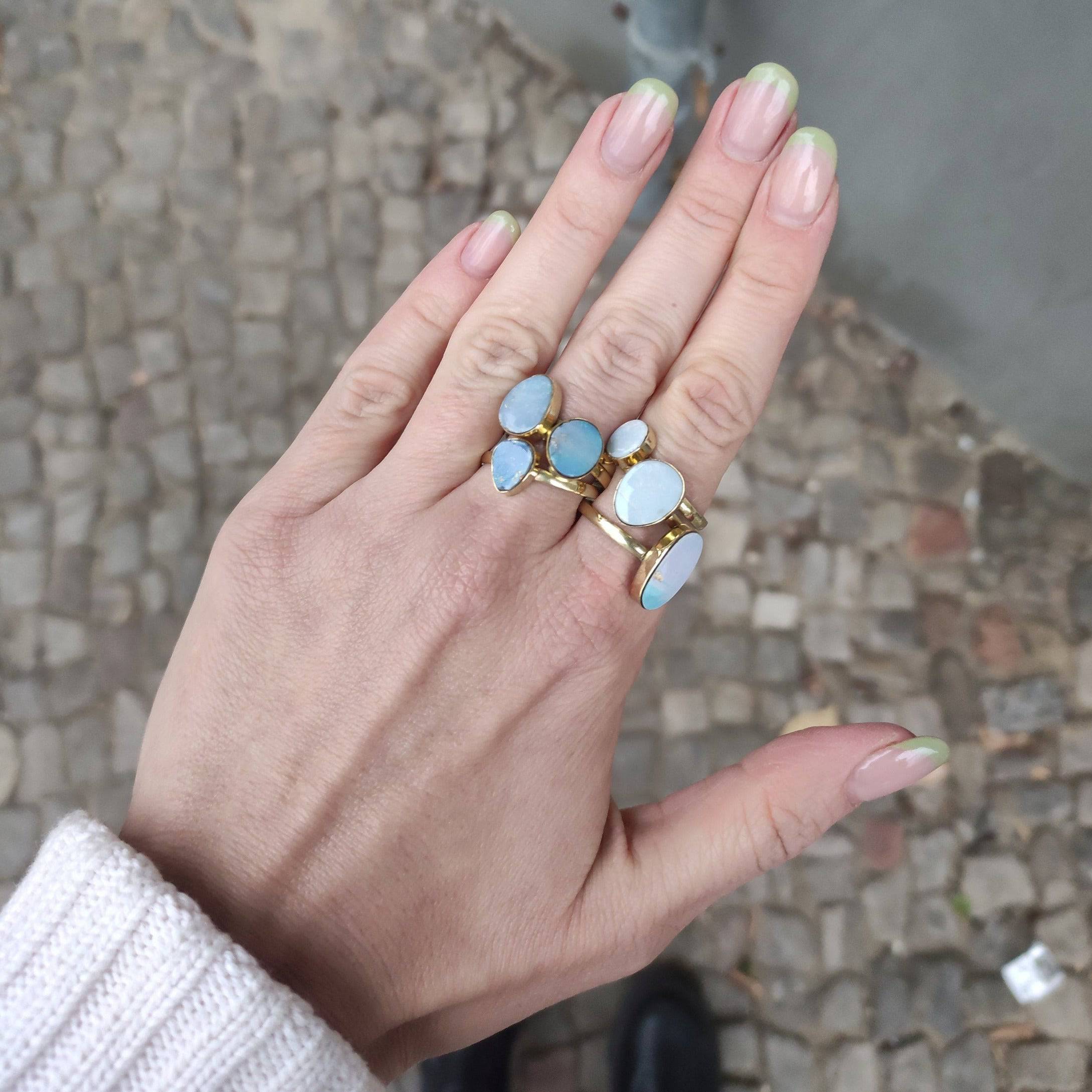 Flacher großer Opal Ring gold handgemacht - NooeBerlin