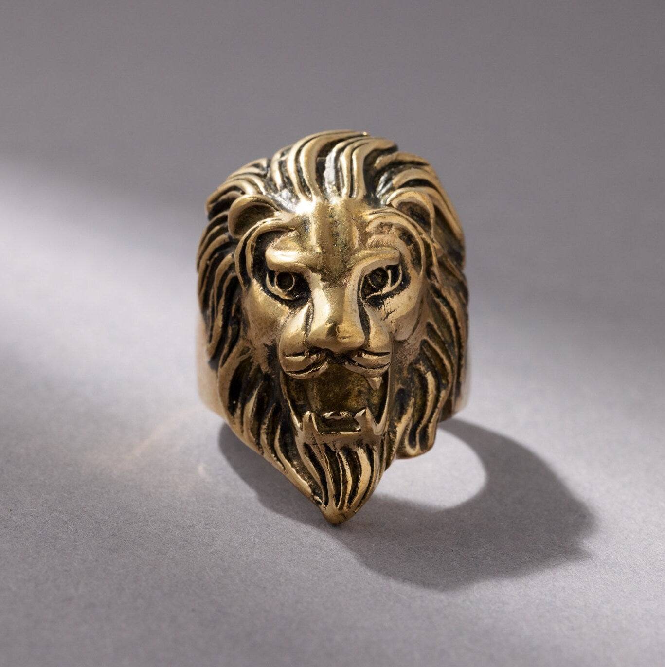 Löwe Ring König gold handgemacht - NooeBerlin