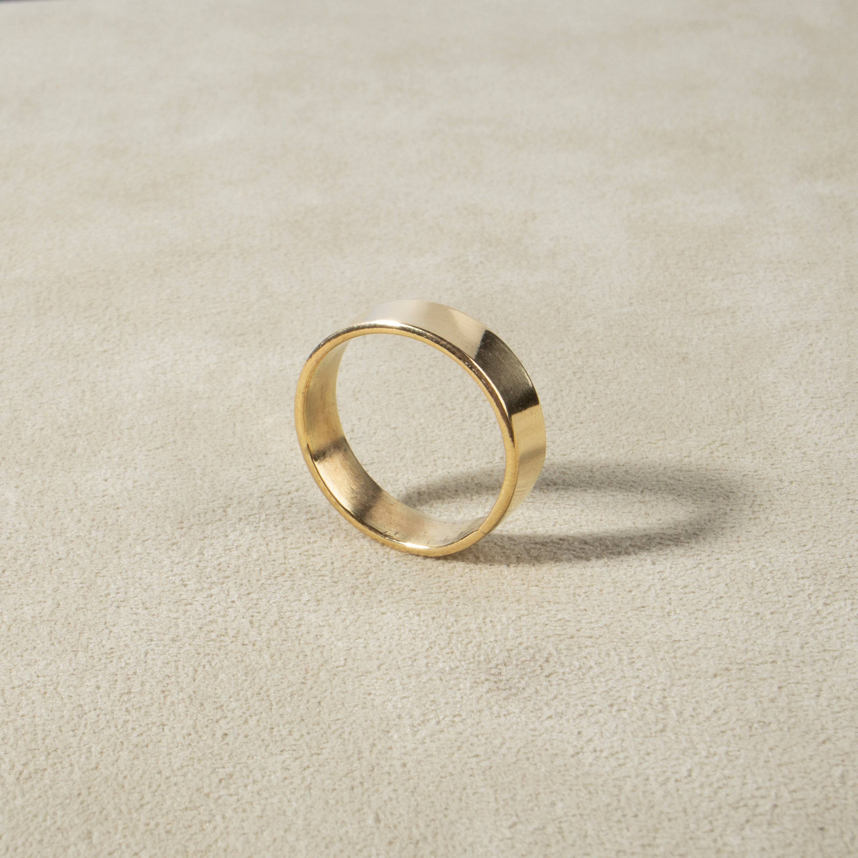Breiter simpler Ring aus Messing handgemacht - NooeBerlin