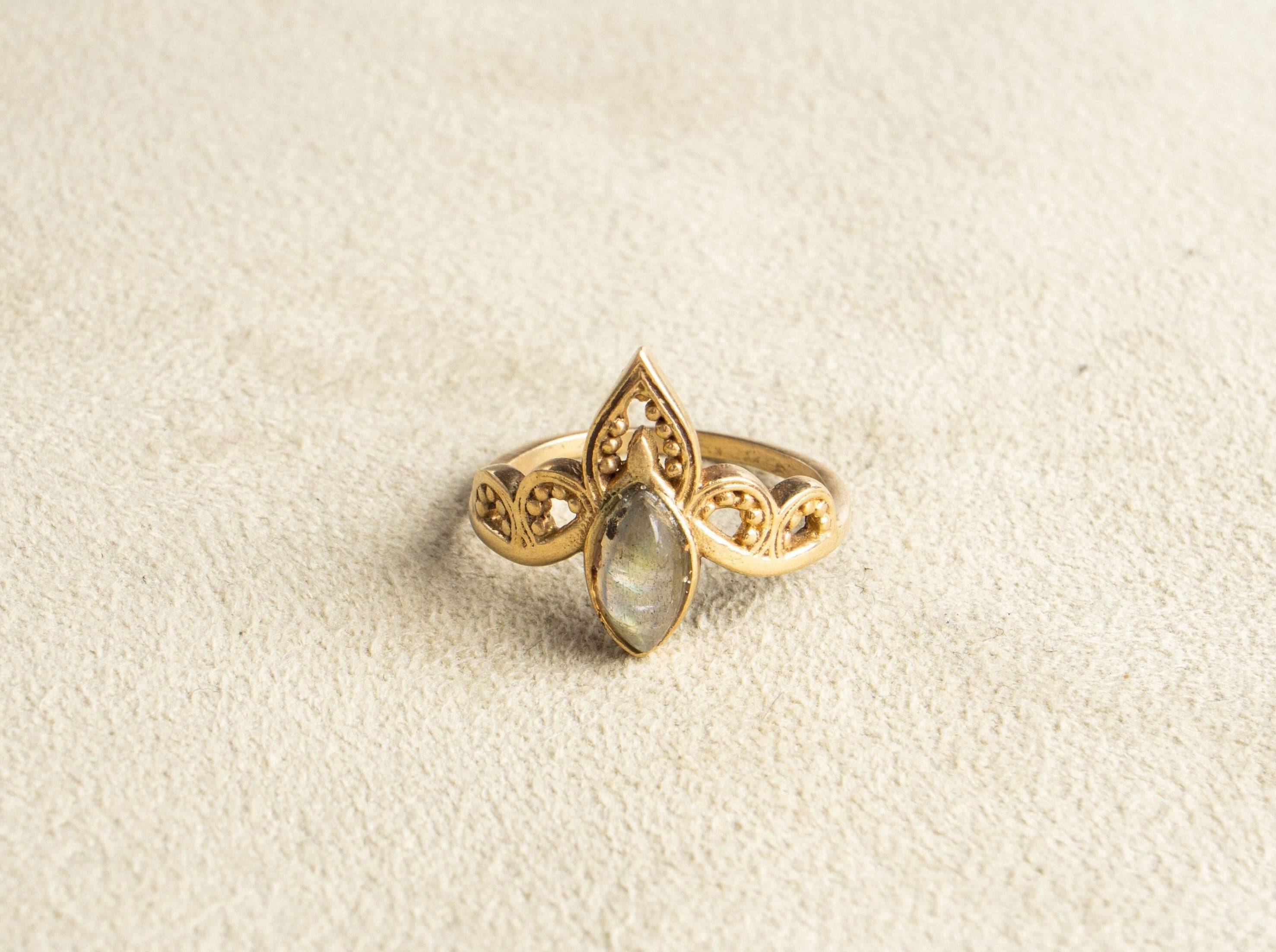 Auge Kronen Ring mit Labradorit Tiara gold handgemacht - NooeBerlin