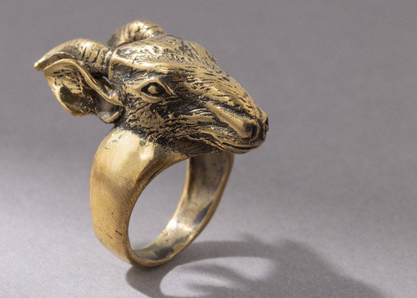 Bock Steinbock Ring gold handgemacht - NooeBerlin