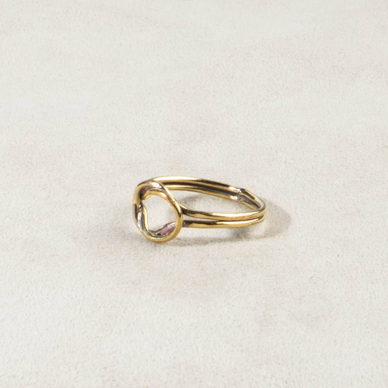 Knotenring doppelt handgefertigt aus Messing - NooeBerlin