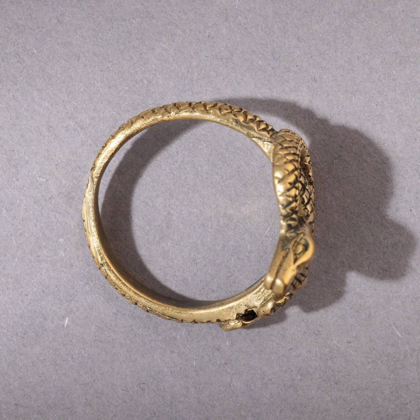Schlangen Ring gewunden aus Messing handgemacht - NooeBerlin