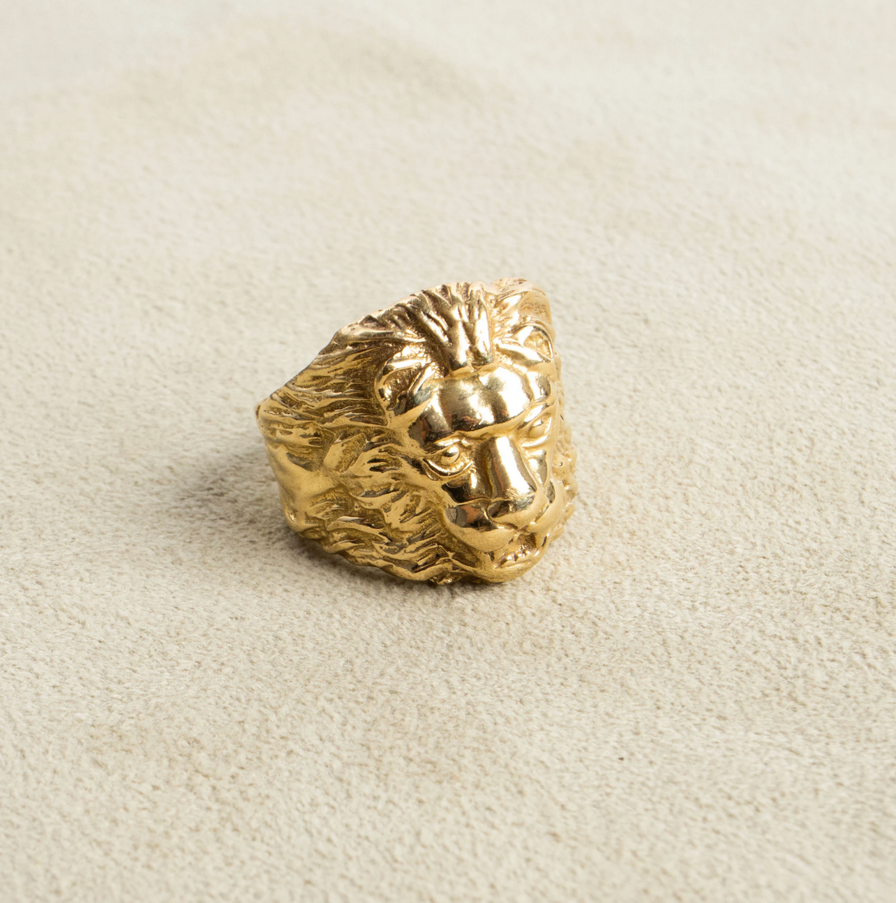 Custom tiger ring in 53 for Chloe :)