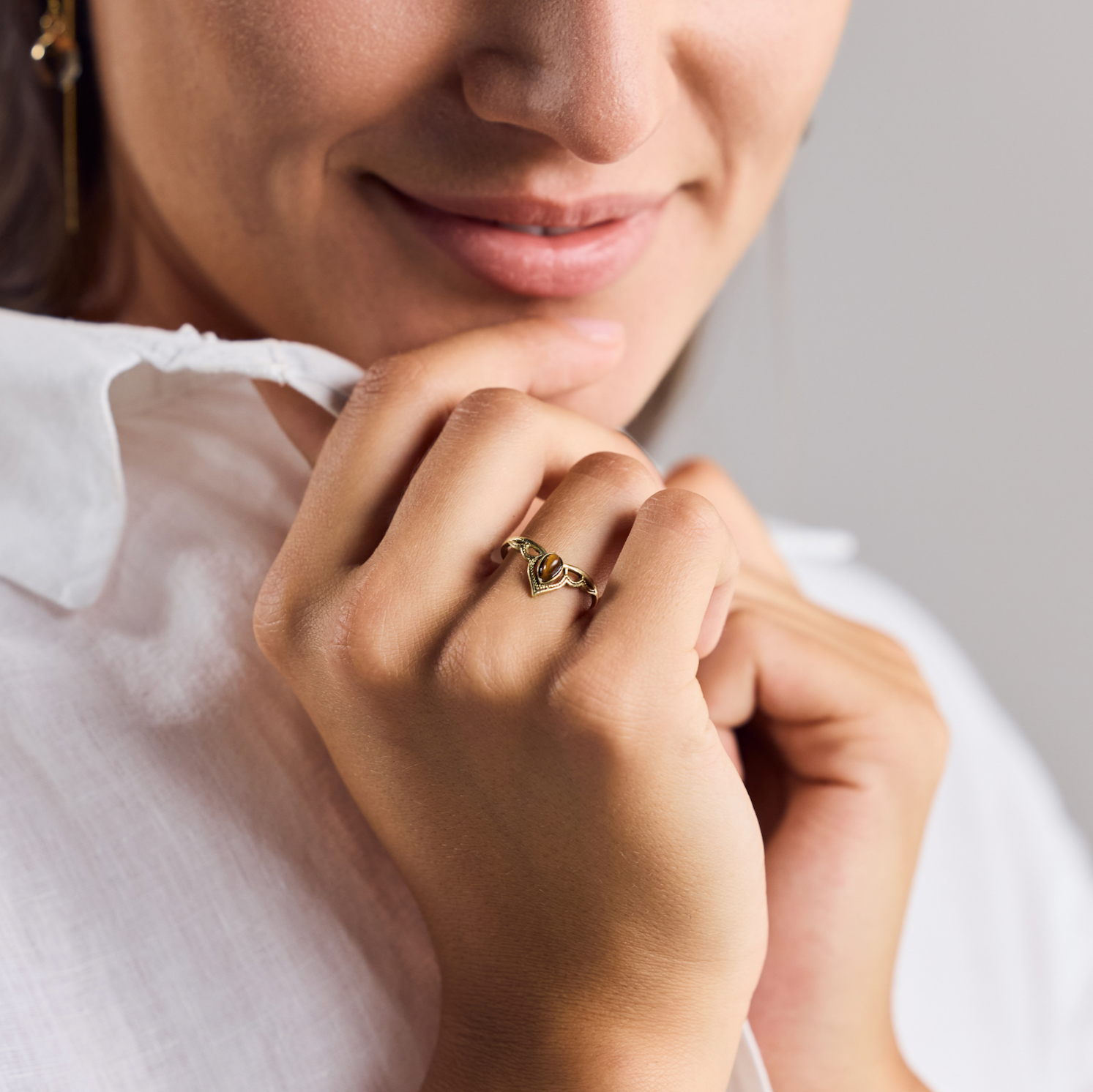 Tiara crown ring with tiger eye lace gold handmade