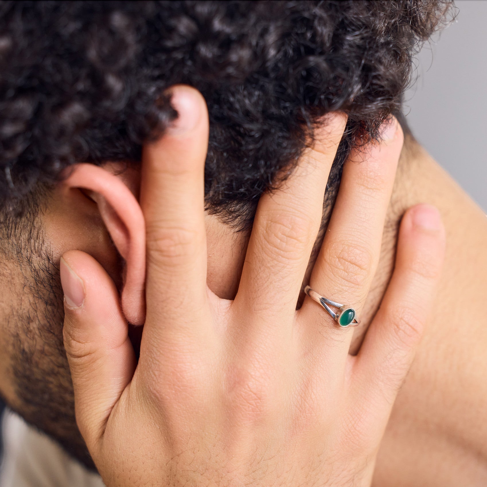Kleiner grüner Onyx Ring mit ovalem Stein aus 925 Sterling Silber handgemacht - Nooe UG