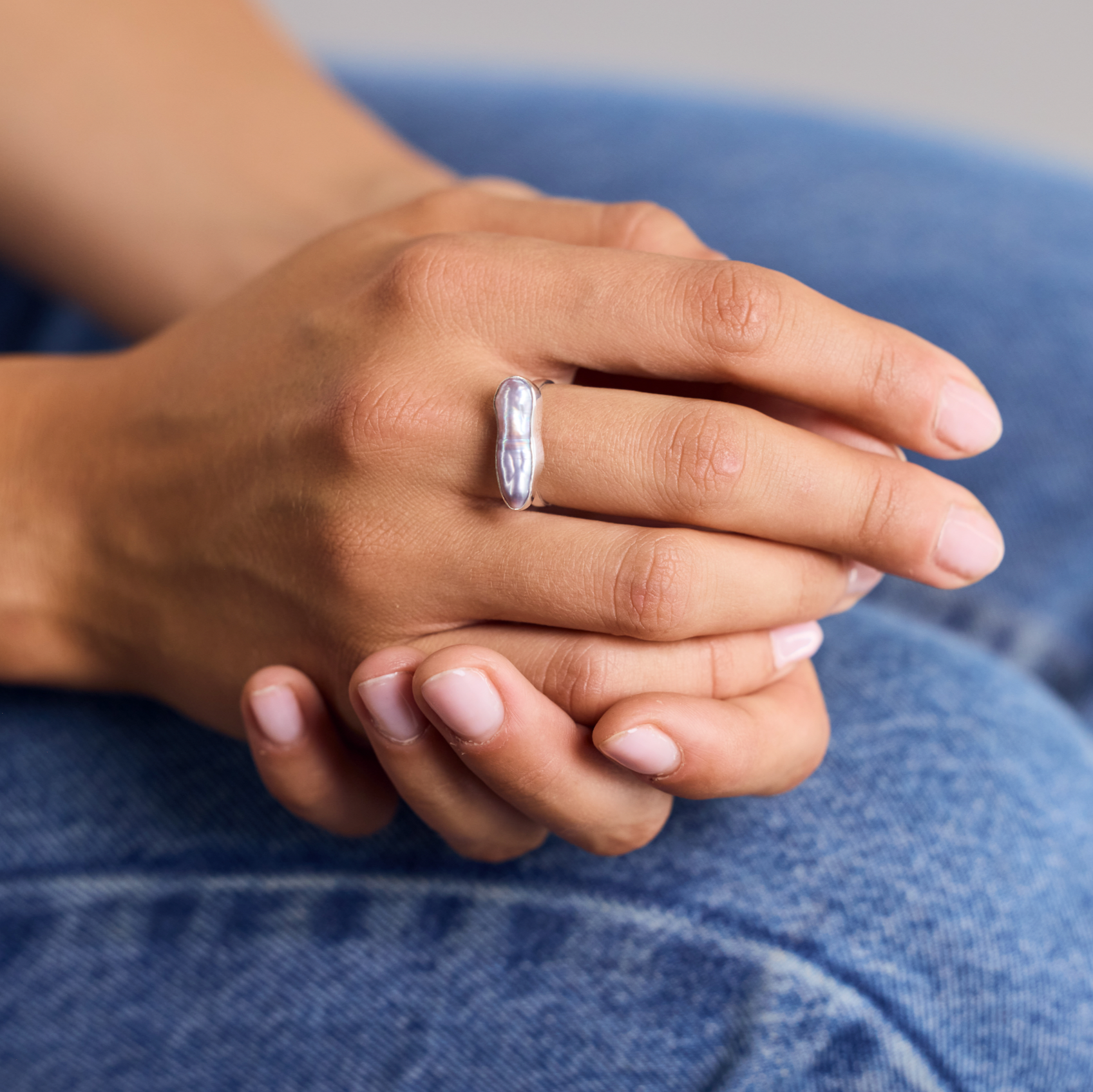Zarter Statement-Ring aus 925 Sterling Silber mit rosa Süßwasserperle