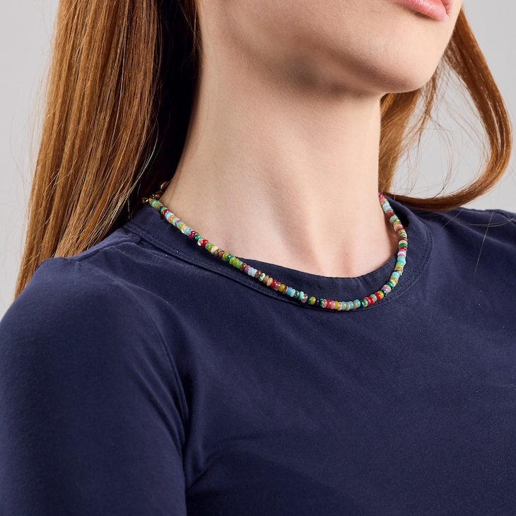 Collar de perlas multicolor arcoíris piedras preciosas redondas bañadas en oro hecho a mano