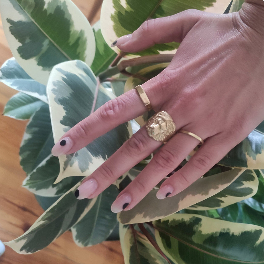 Löwe Kopf Leo Ring – Goldfarben & Handgemacht - Nooe UG
