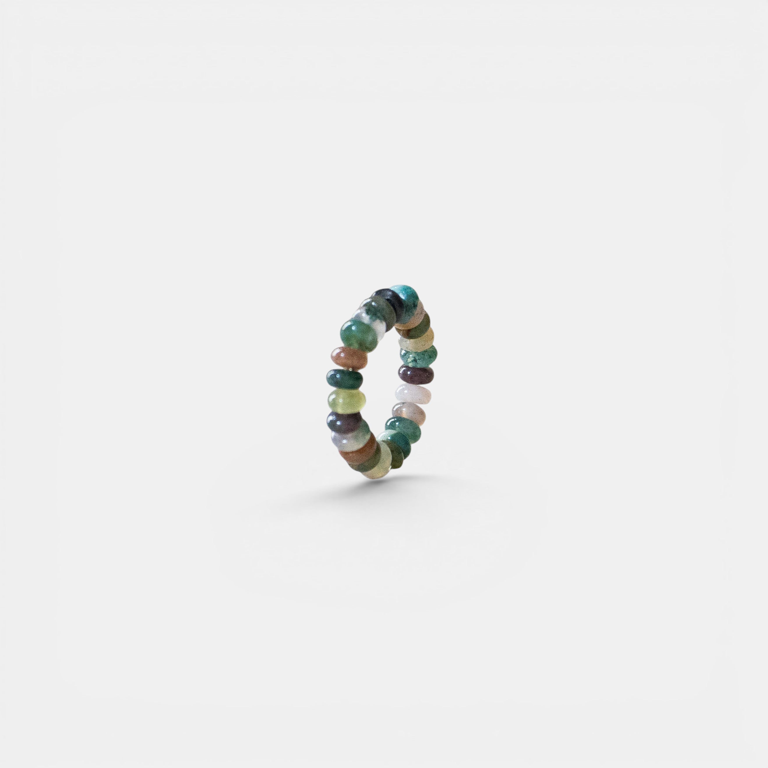 Regenbogen-Ring – Handgefertigter Ring aus grünem Indischem Achat auf Gummiband - Nooe UG