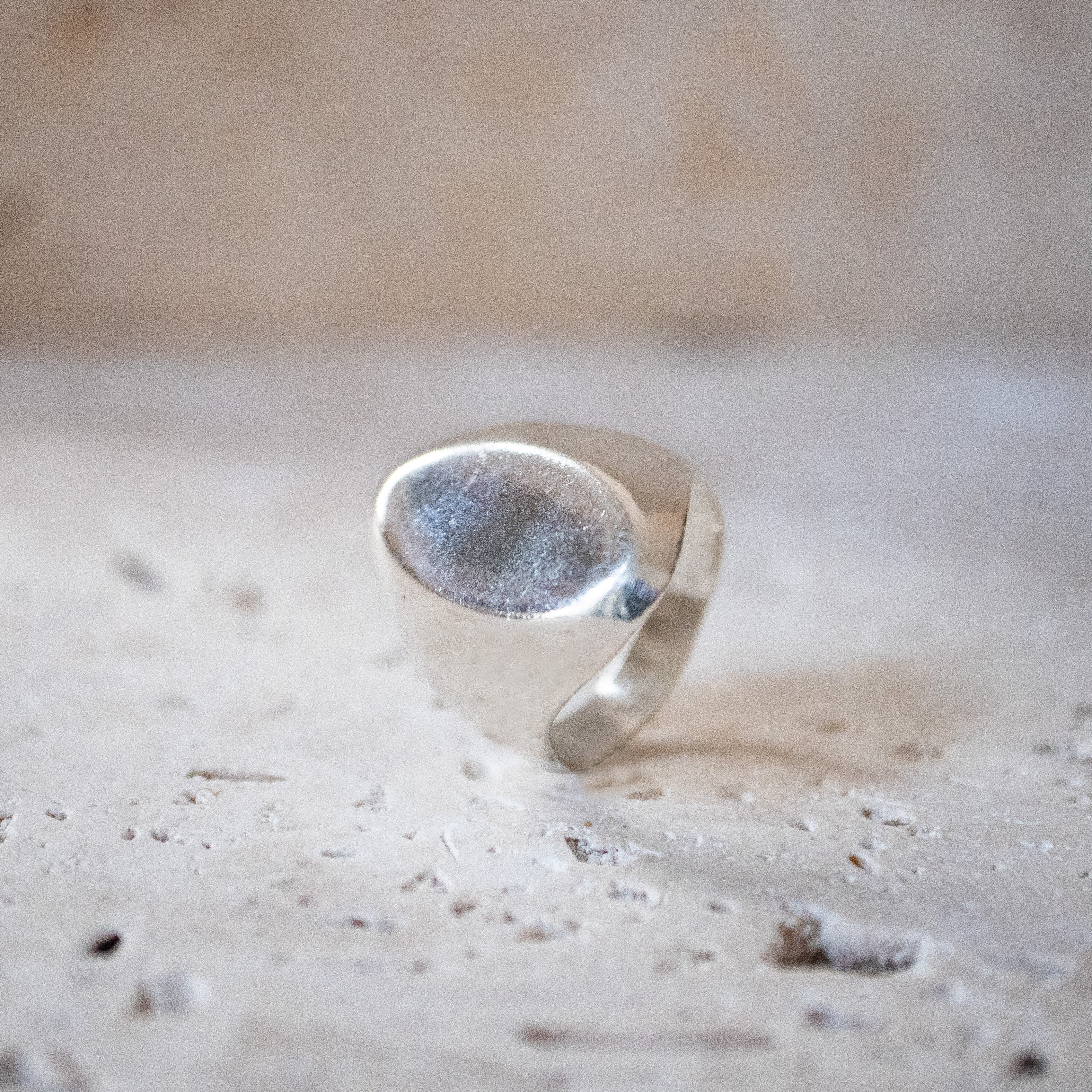 Large oval signet ring made of 925 sterling silver | Silver signet ring eye-shaped handmade