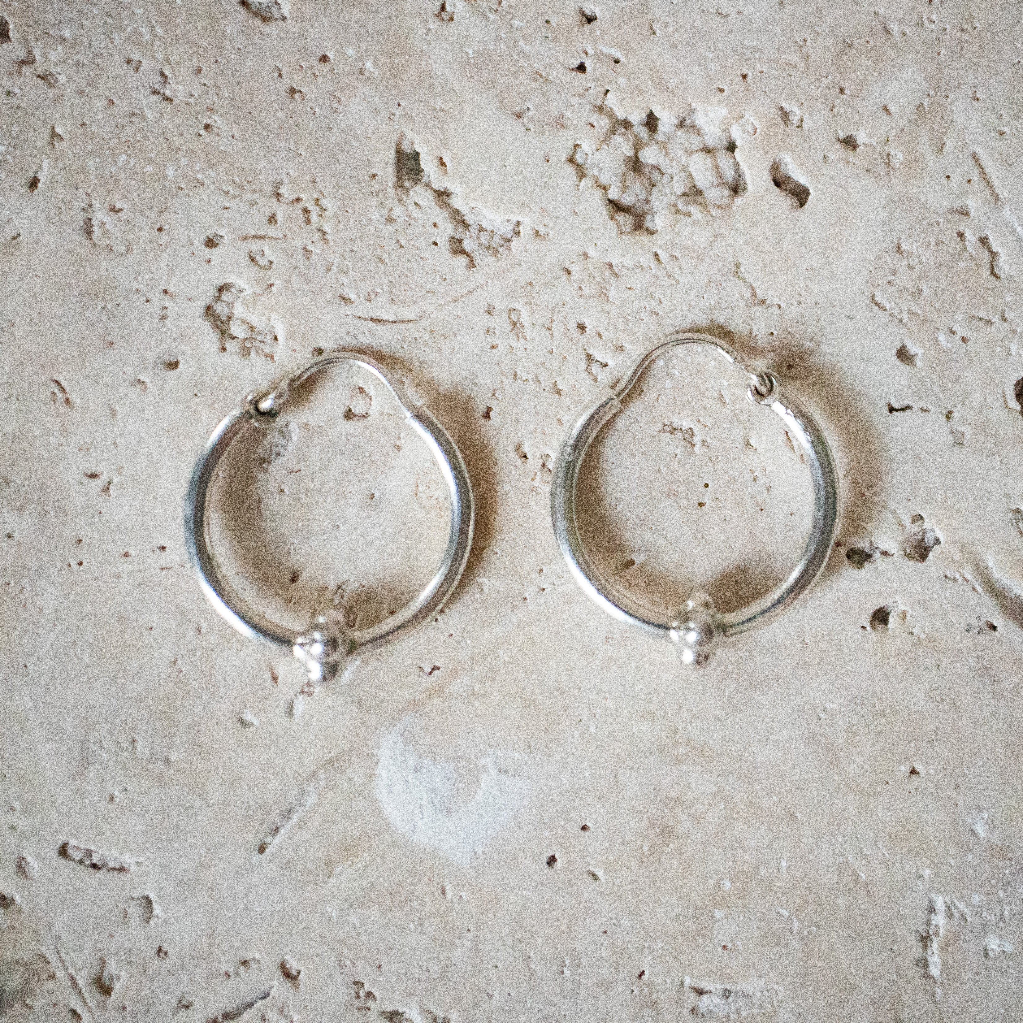 Zierliche Creolen kleine Ohrringe aus 925 Sterling Silber - Nooe UG