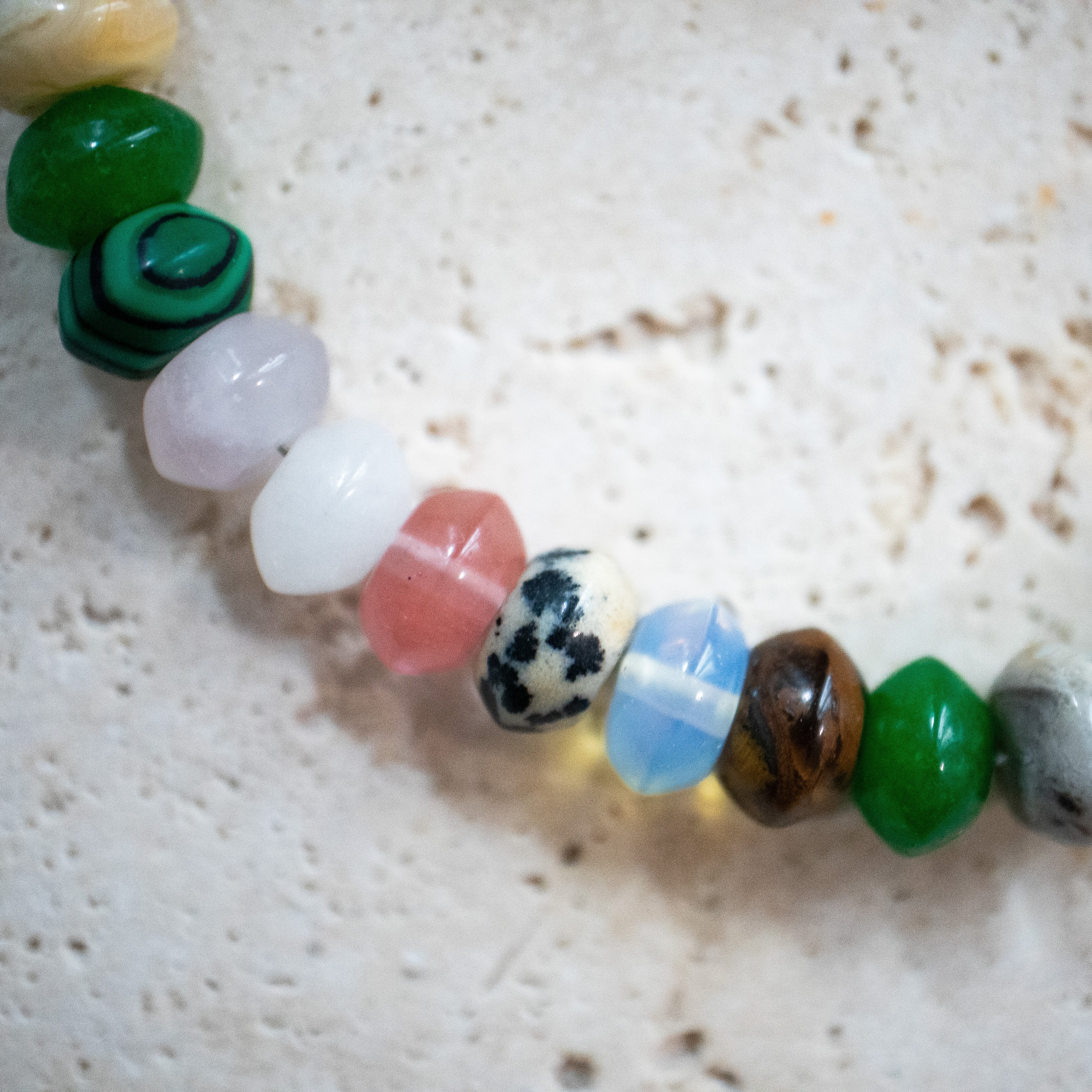 Armband aus Natürlichen Edelsteinen mit Großem 925 Sterling Silber Verschluss – Handgefertigt - Nooe UG