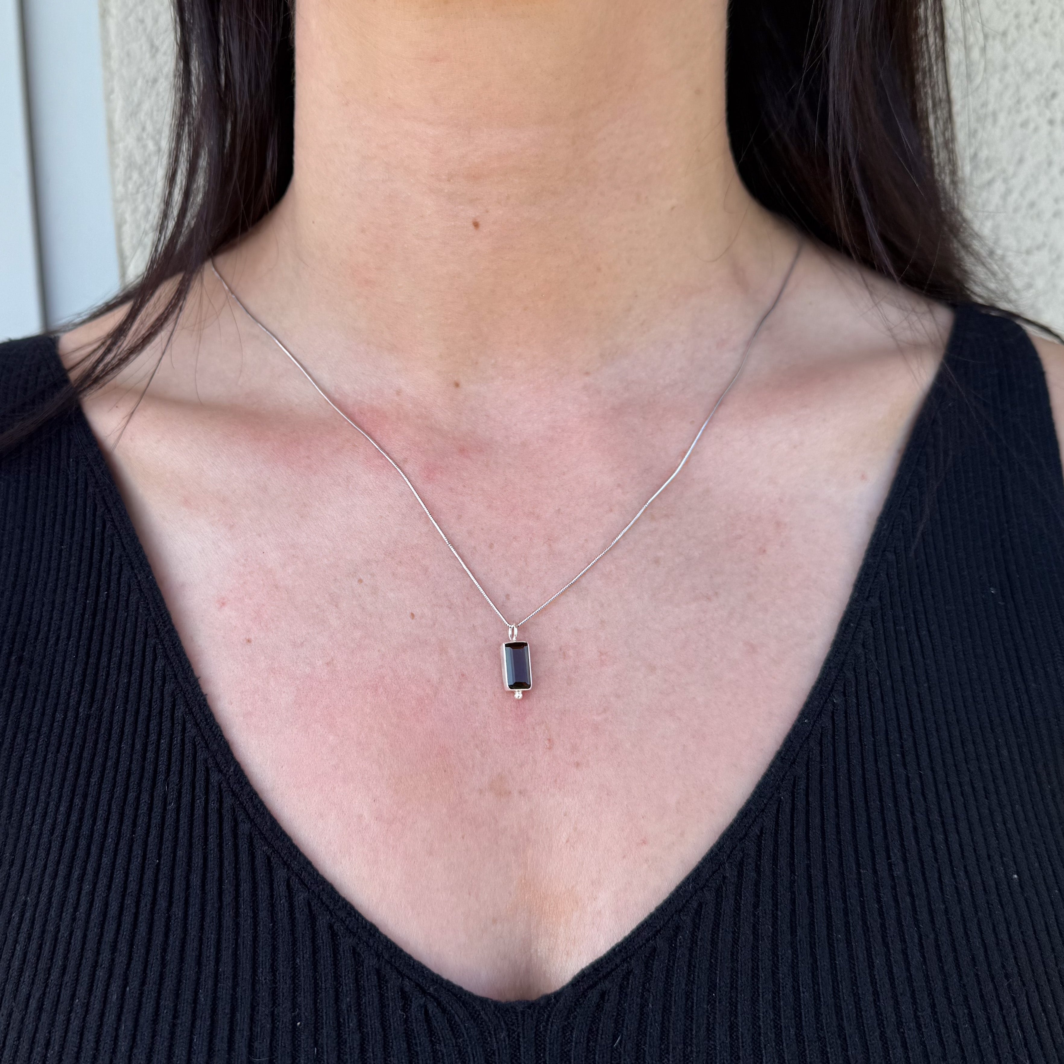 Bali Rauchquarz Kette – Rechteckiger Anhänger, 925 Sterling Silber | NOOE Berlin