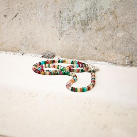 Regenbogen-Perlenkette – Handgefertigte Kette mit bunten Edelsteinen in vergoldet oder 925 Sterling Silber - Nooe UG