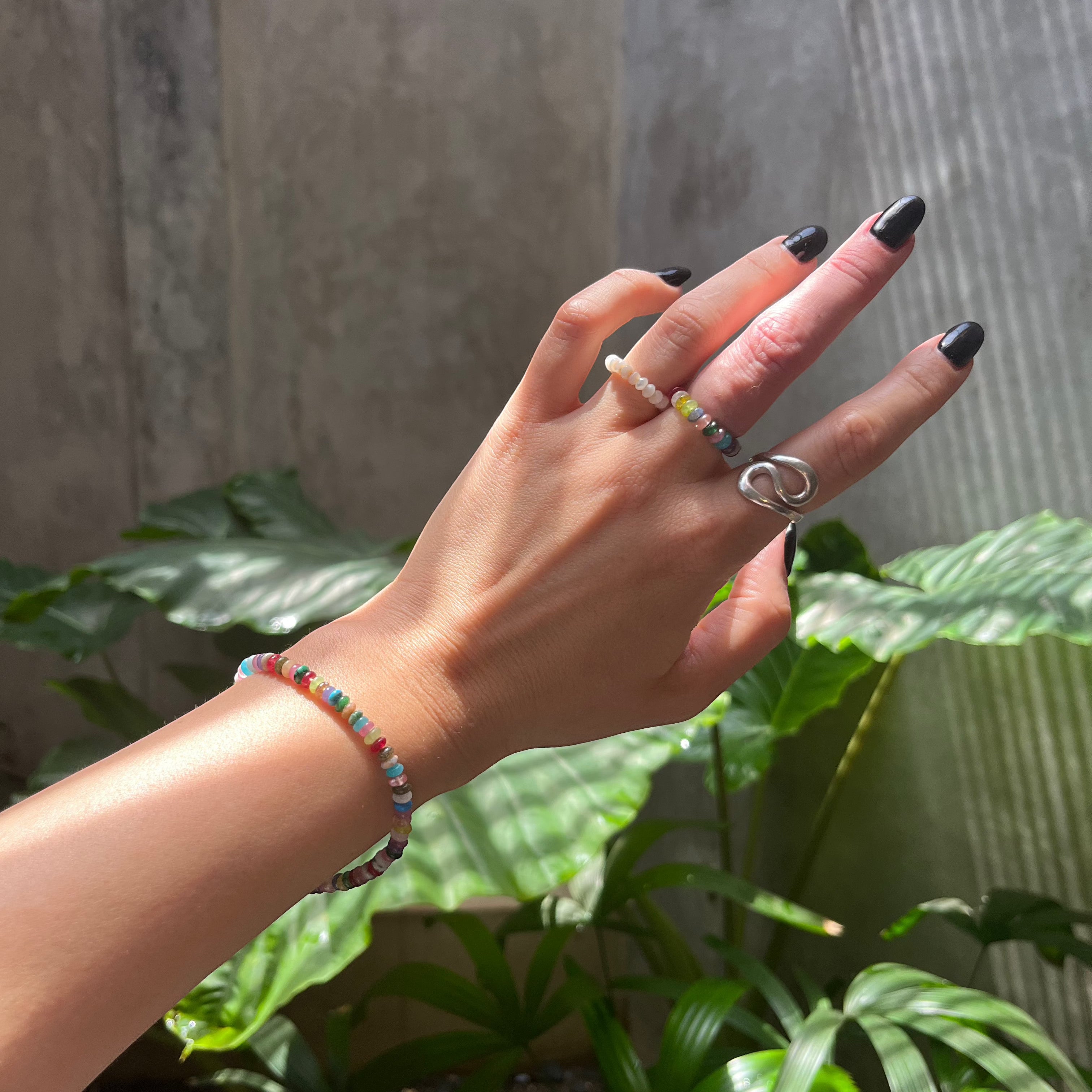 Perlmutt Ring – Handgefertigter Ring auf Gummiband - Nooe UG