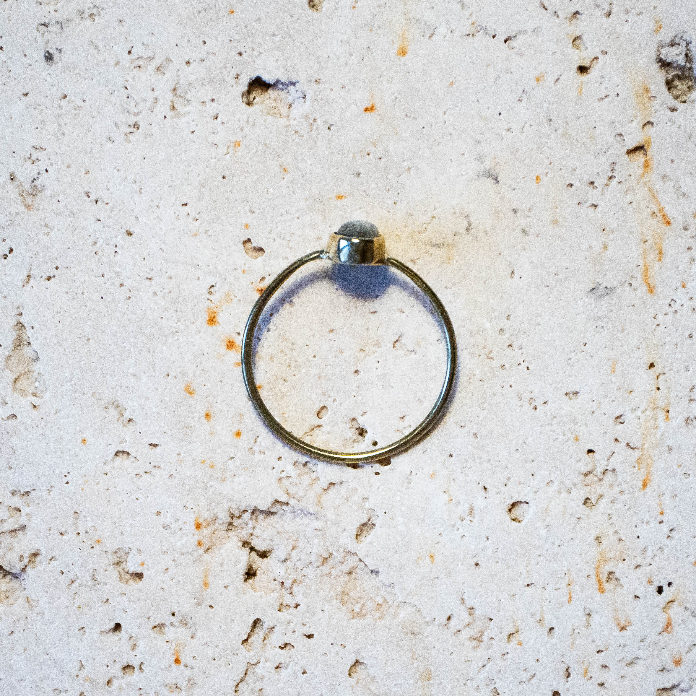 Labradorit Ring fein – Ovaler Goldring handgemacht - Nooe UG