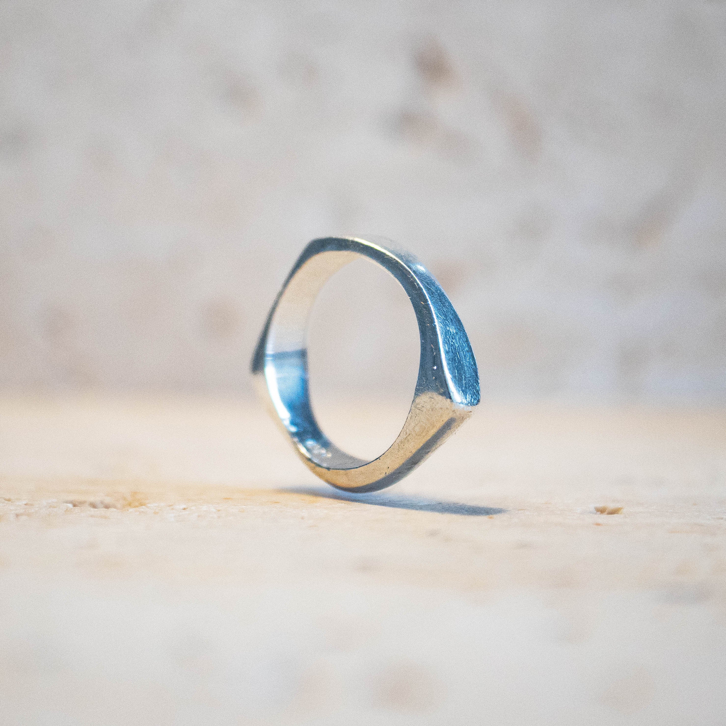 Asymmetrischer Silberring - Nooe UG