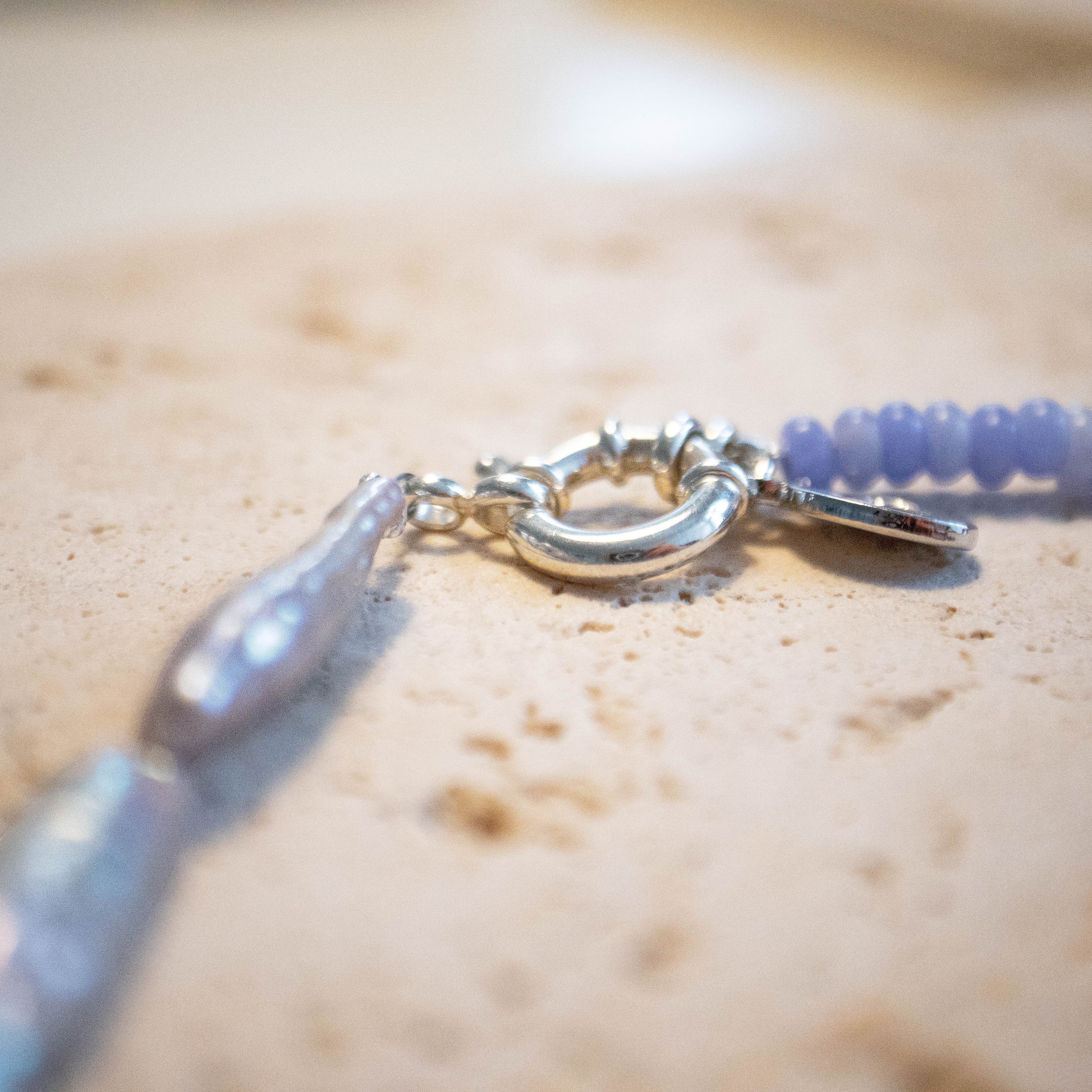 ++ Kette hellblau mit langen Süßwasserperlen - Nooe UG