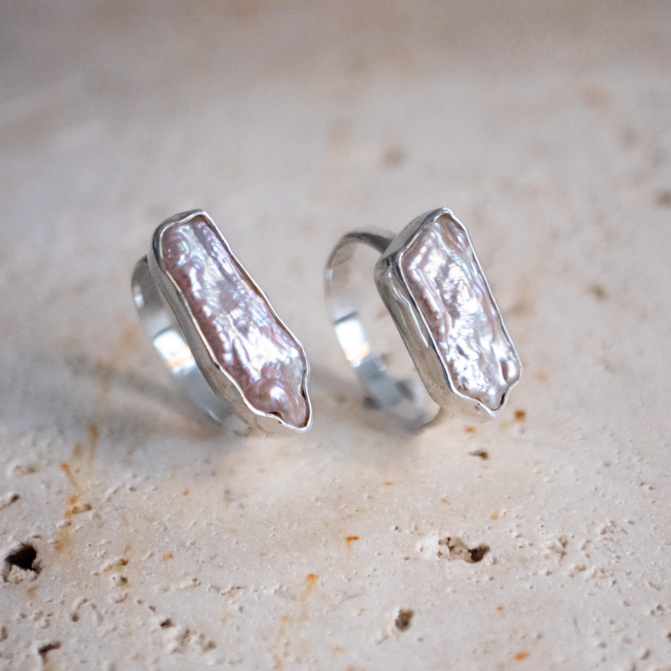 Zarter Statement-Ring aus 925 Sterling Silber mit rosa Süßwasserperle - Nooe UG