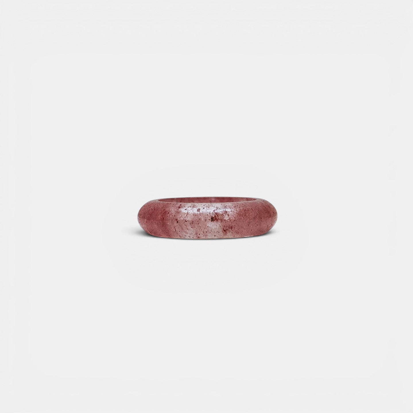 Erdbeerquarz Ring – Ganz aus Stein | NOOE Berlin