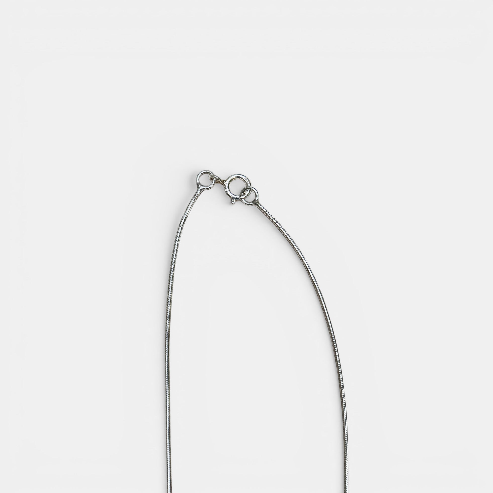Labradorit Kette – Anhänger "Auge", 925 Sterling Silber | NOOE Berlin