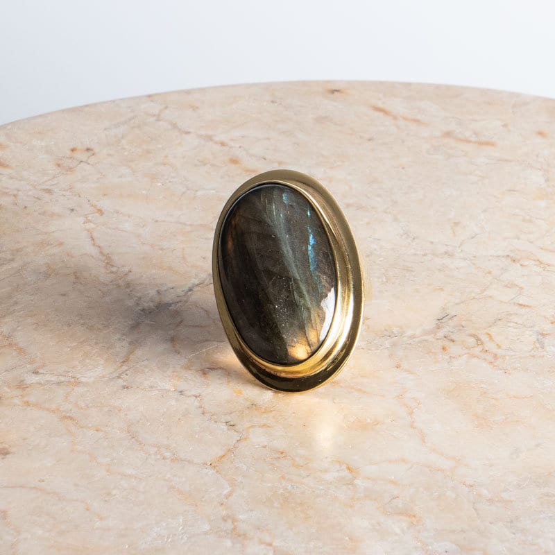 Großer Labradorit Ring mit ovalem Stein Größe 61